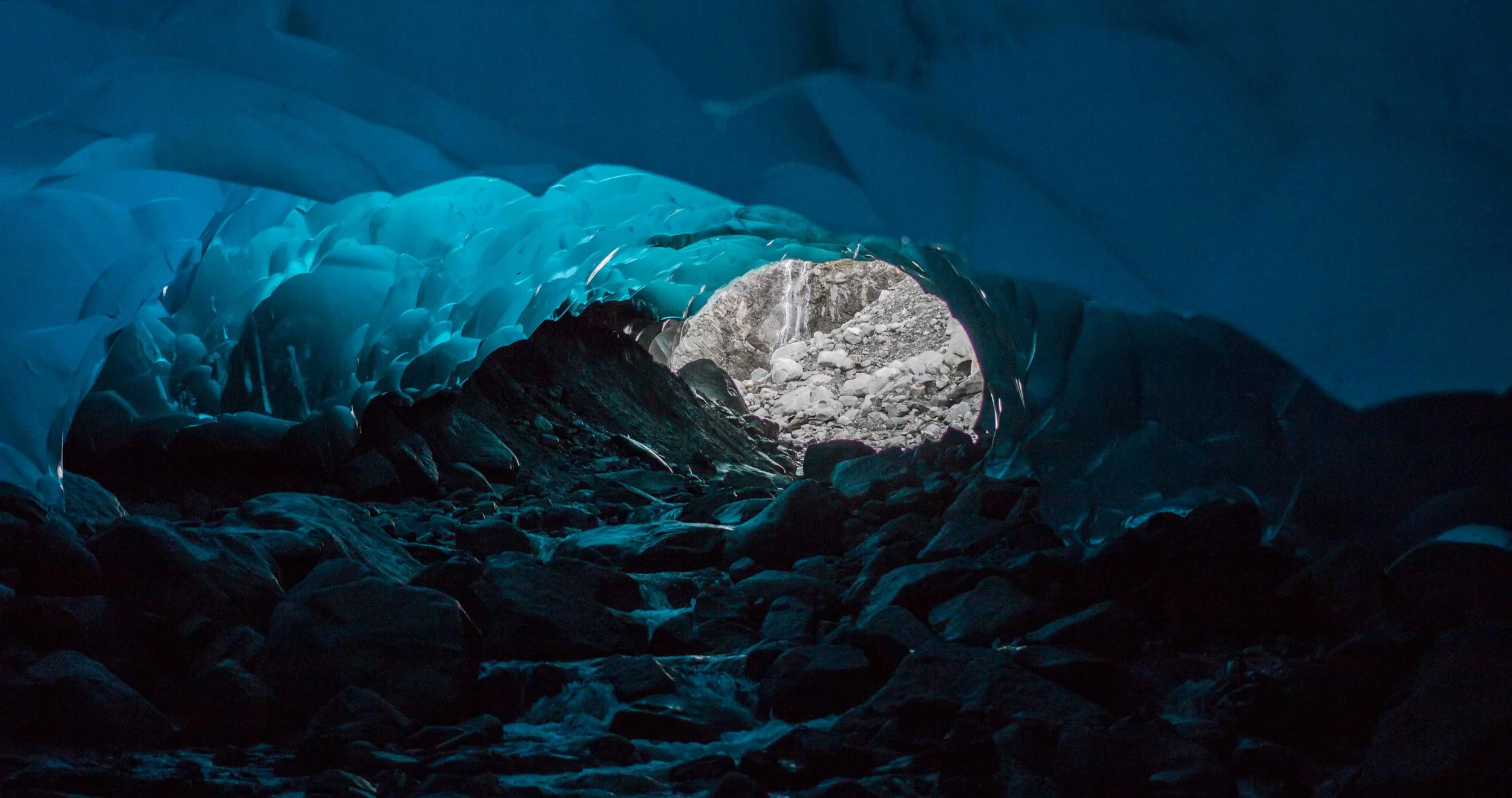 171b_ice_Cave.jpg