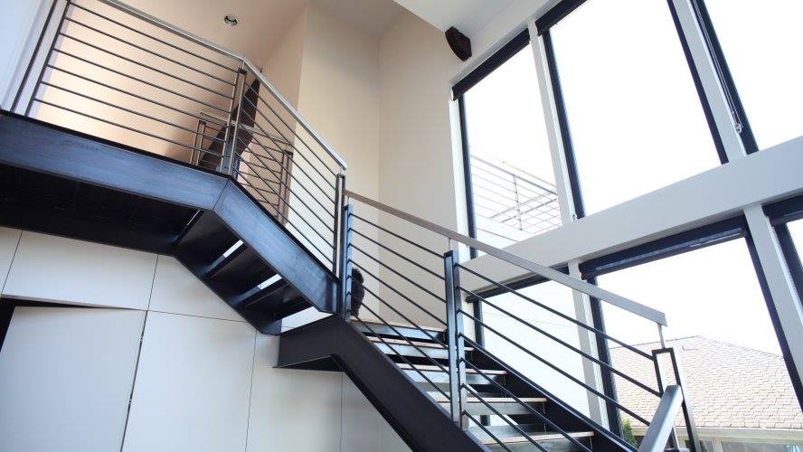 Benzion - Entry staircase