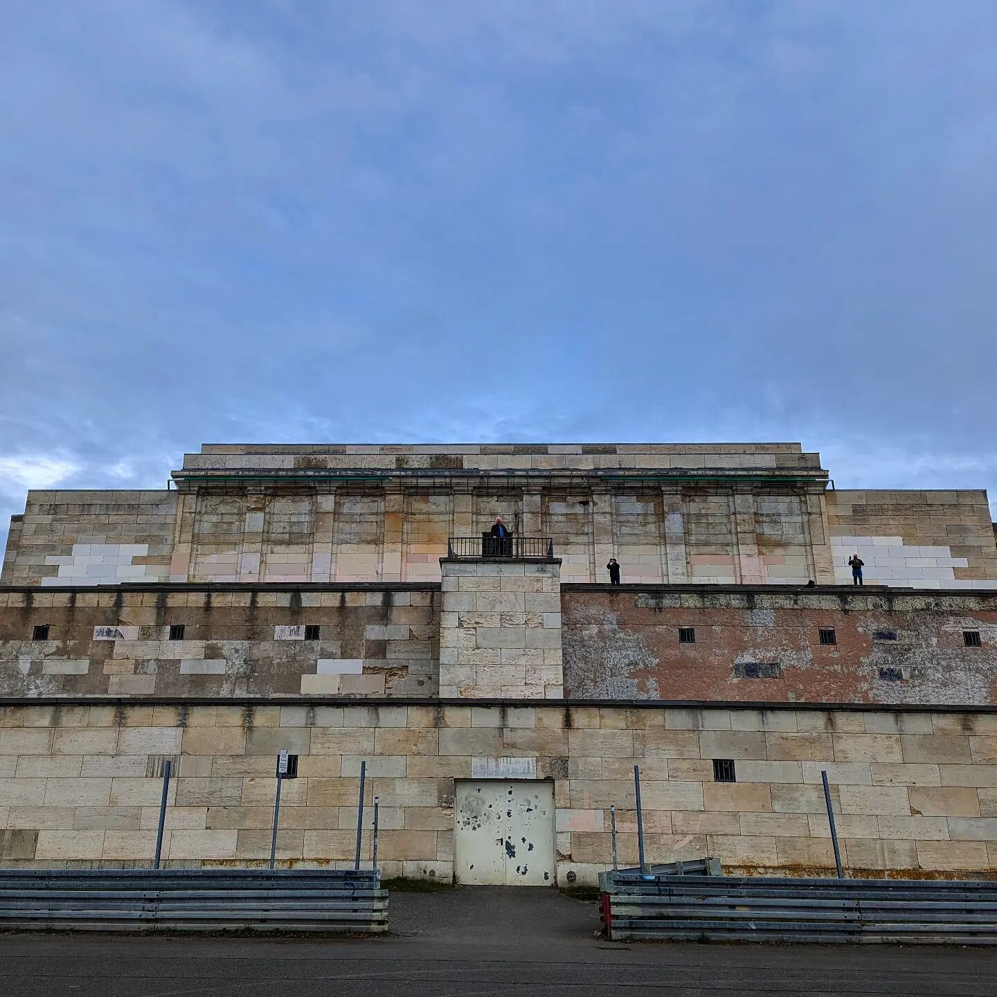 Platform where funny moustache guy used to make his speeches from. (That's some random Slavic guy up there now in the pic) There used to be a huge swa$tika on top until we blew it up. Mess with the bull, you get the horns, son. 🇺🇸 'murica. 

#histo