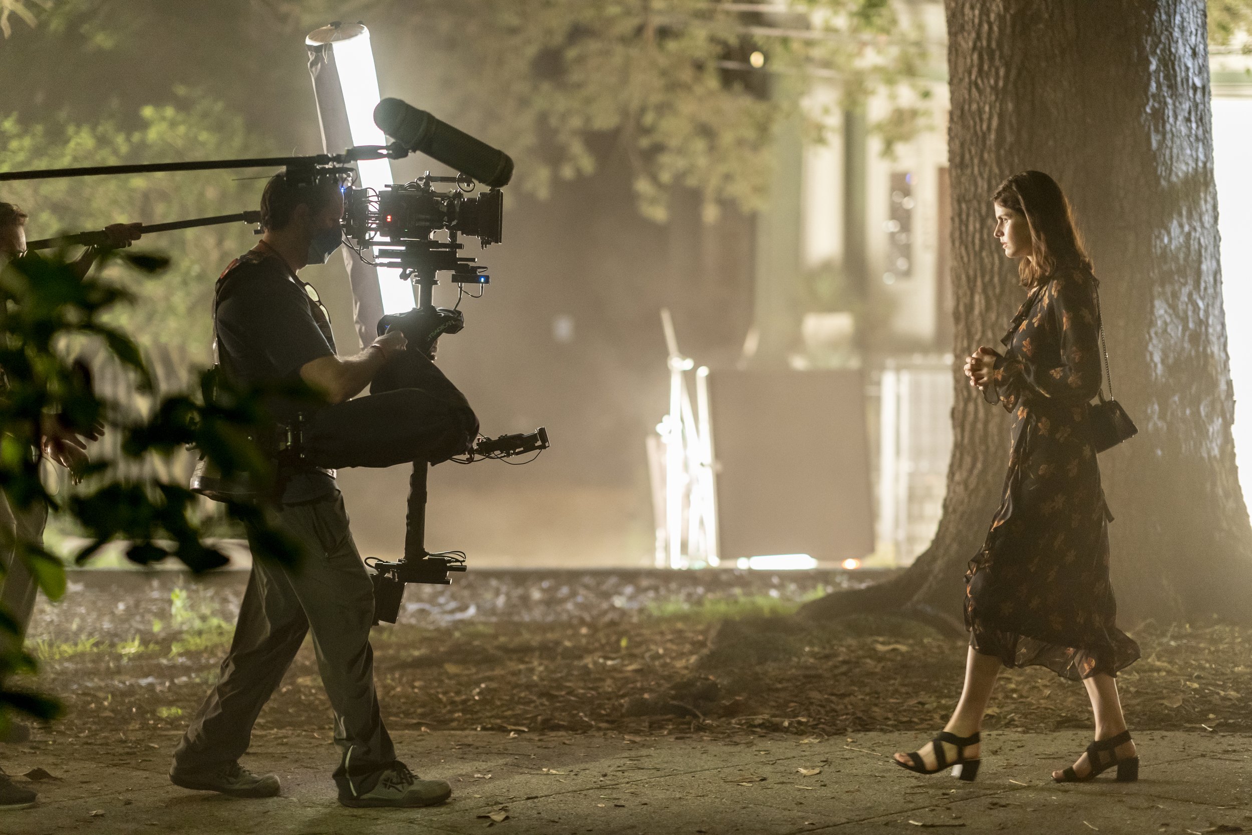  BTS, Alexandra Daddario as Dr. Rowan Fielding - Mayfair Witches _ Season 1, Episode 5 - Photo Credit: Alfonso Bresciani/AMC 