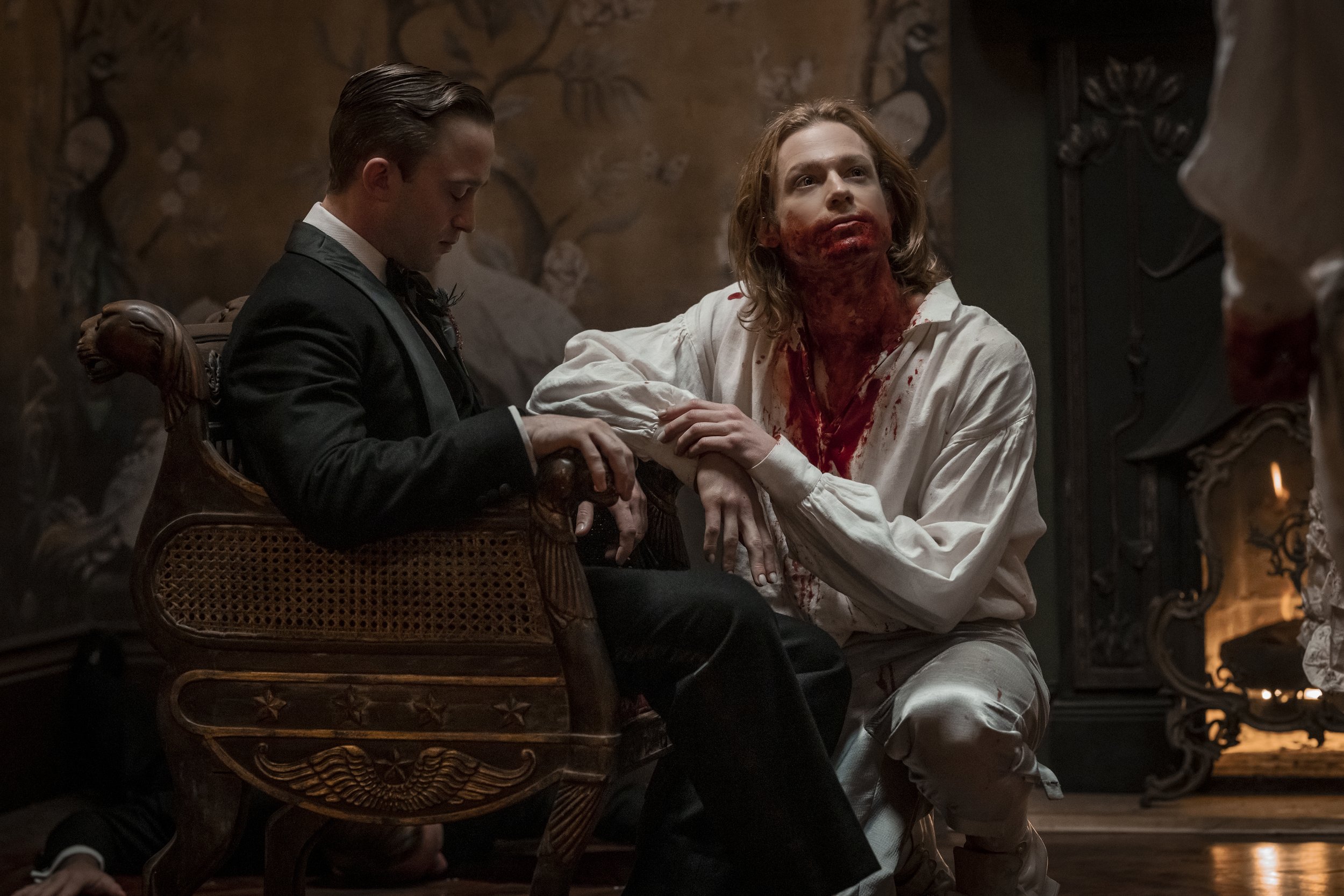  Sam Reid as Lestat De Lioncourt and Russell Dennis Lewis as Mark McPhail - Interview with the Vampire _ Season 1, Episode 7 - Photo Credit: Alfonso Bresciani/AMC 