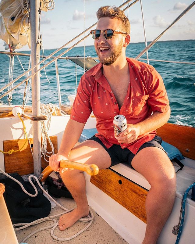 Happy birthday to this guy, @johnsonphil. He&rsquo;s a tune writing, ship skippering, engine fixing, business running, cocktail making, bread baking, expedition planning, cigar chomping, all around good guy. Happy birthday bud. (I know, I&rsquo;m a d