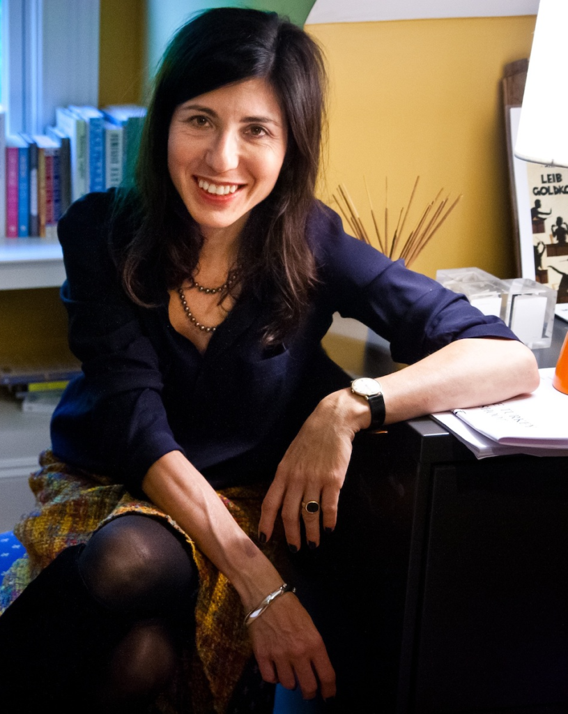 Laura-website-photo-2-815x1024.png