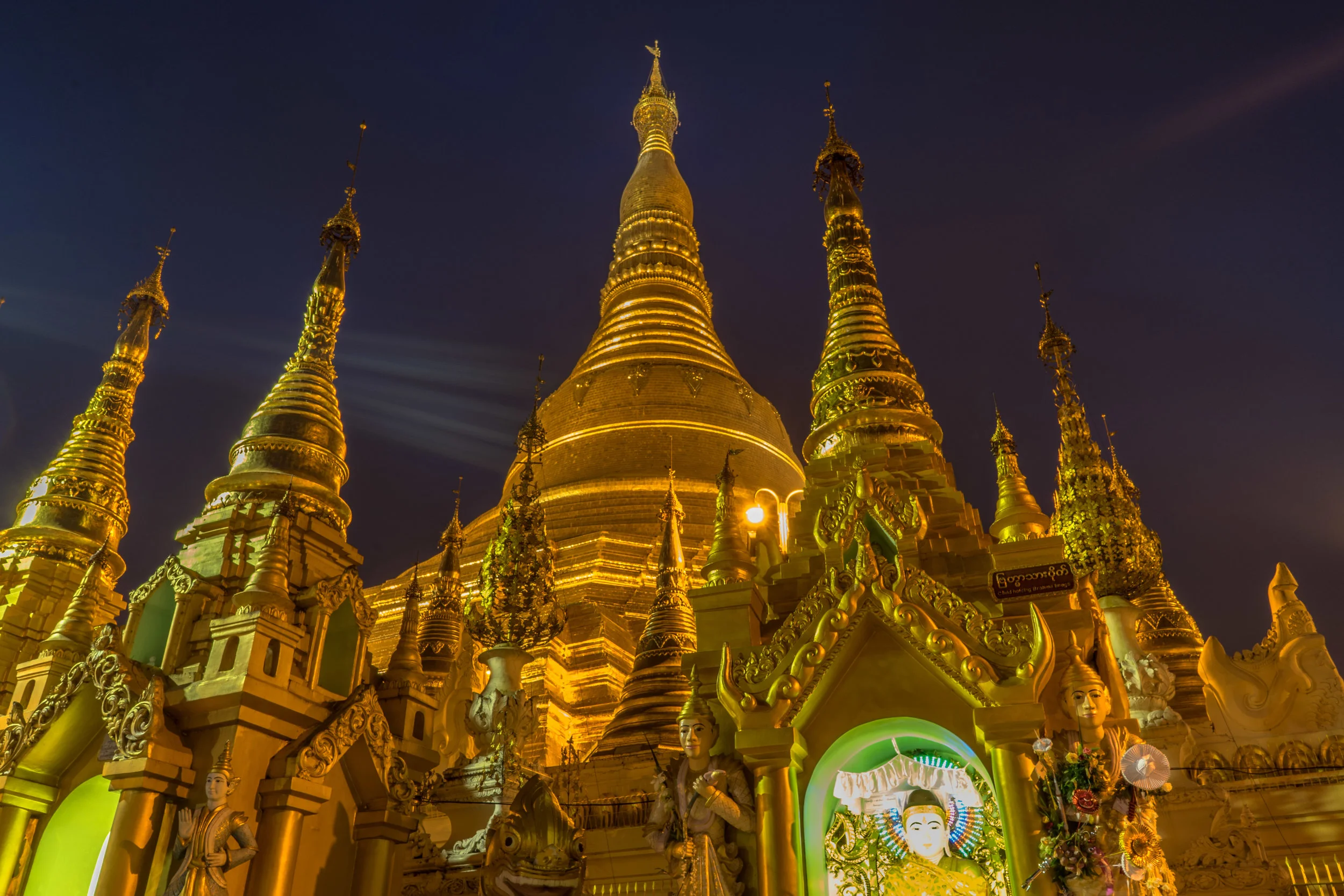 Shwedagon Pagoda in Yangon