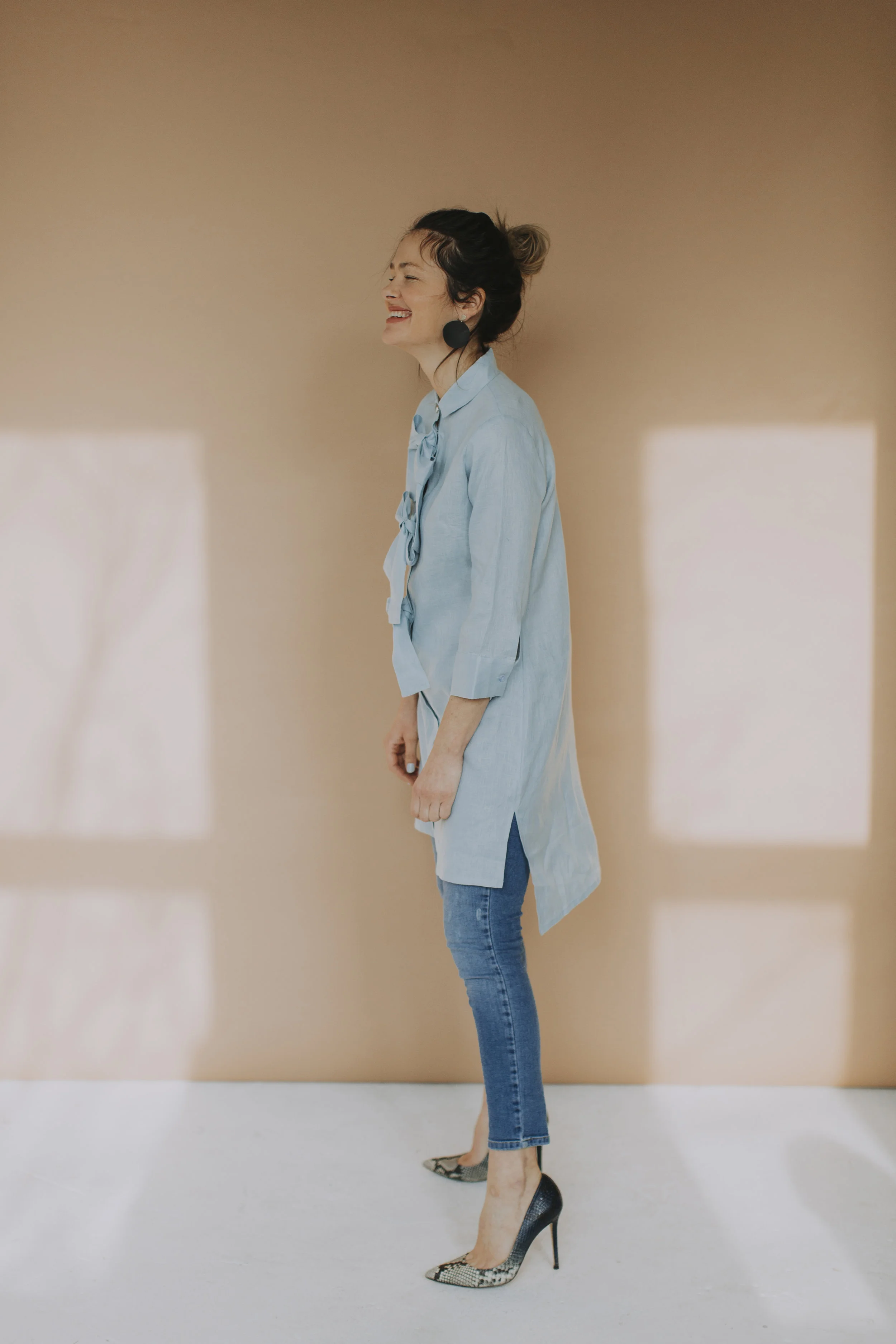 robe Florence bleu pale cote.jpg