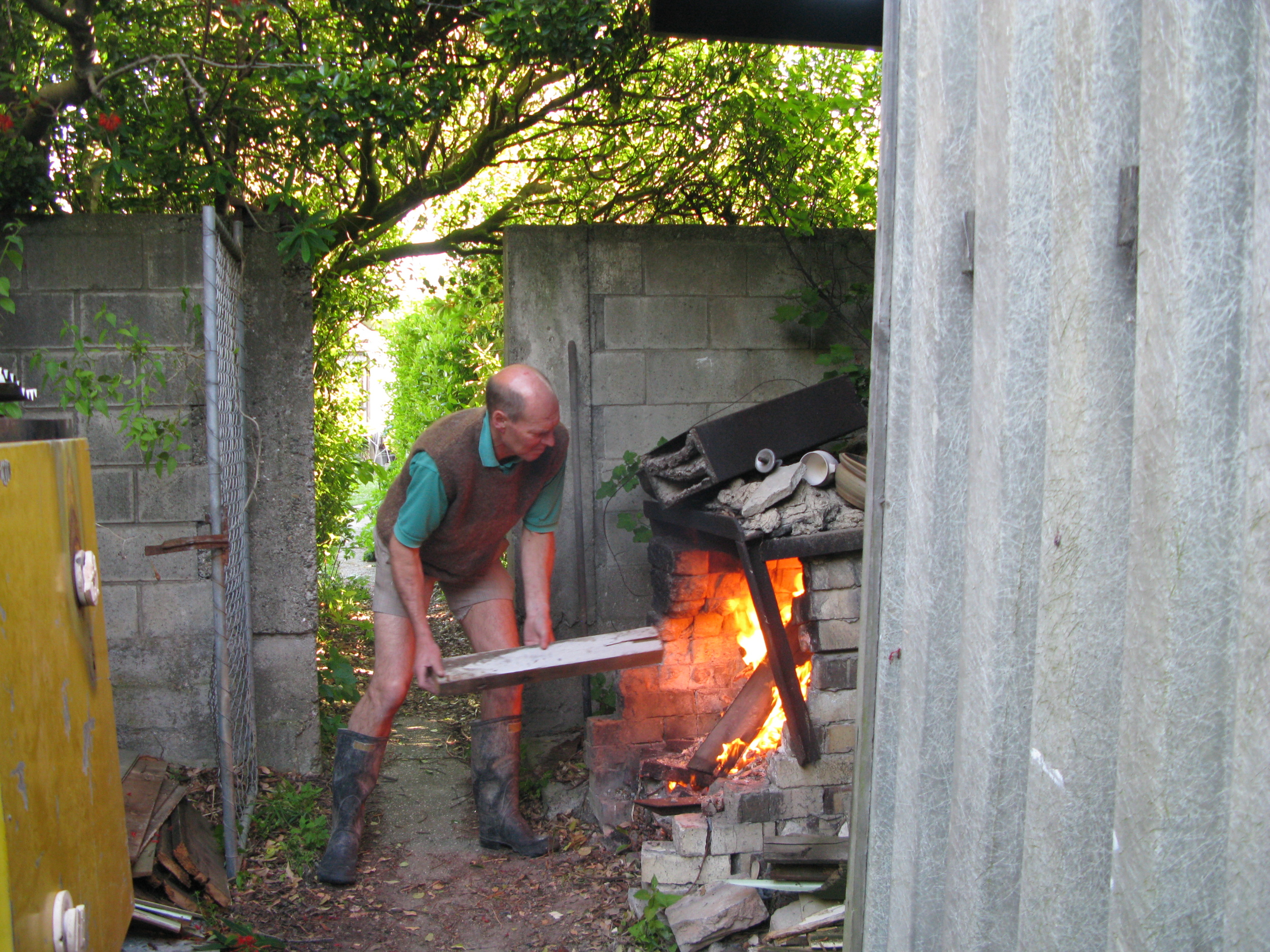 Firing wood kiln