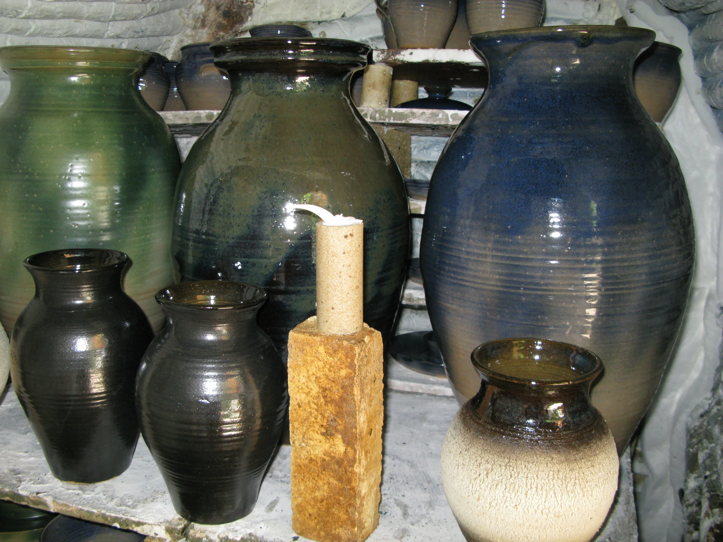 Gas kiln fired pots