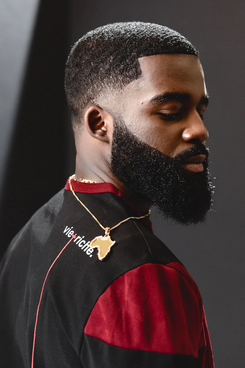 2_Mki_AfroB_Editorial_2019.jpg