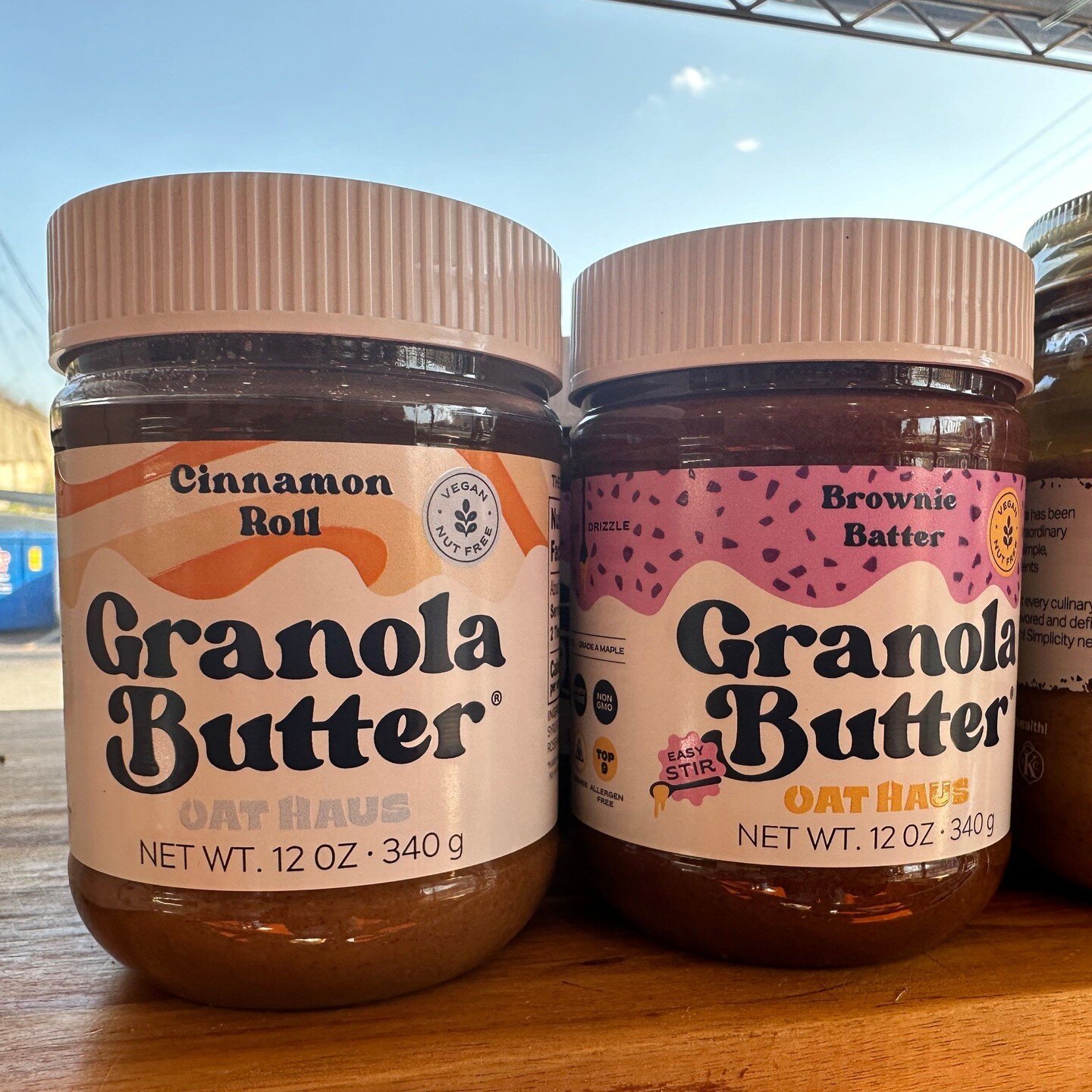 New Arrival Alert!⁠
⁠
Dive into deliciousness with Granola Butter from Oat Haus! Choose between the cozy vibes of Cinnamon Roll or the indulgent taste of Brownie Batter. Perfect on toast, in oatmeal, or by the spoonful!