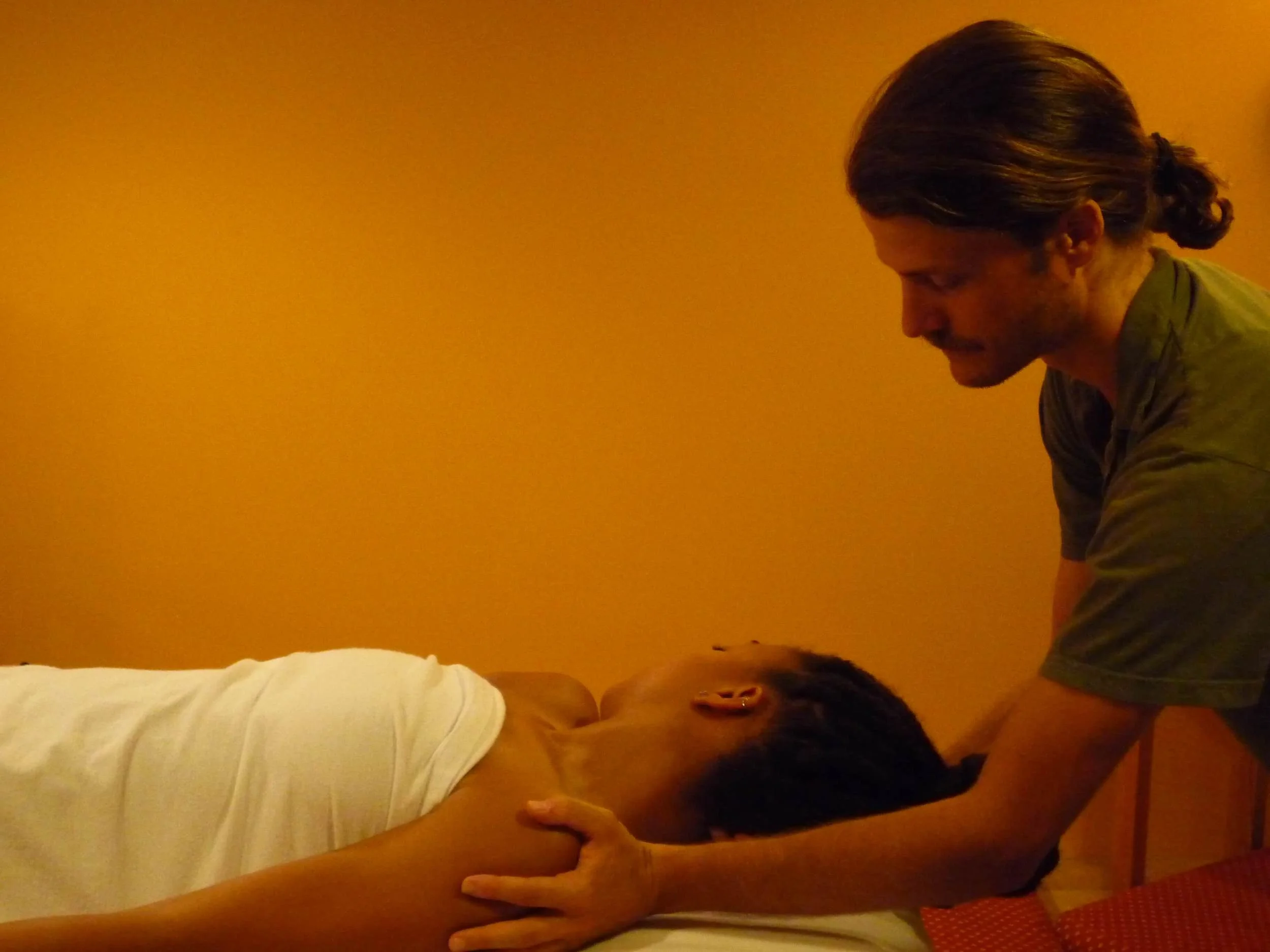 Neck and Shoulder massage in Tucson Arizona