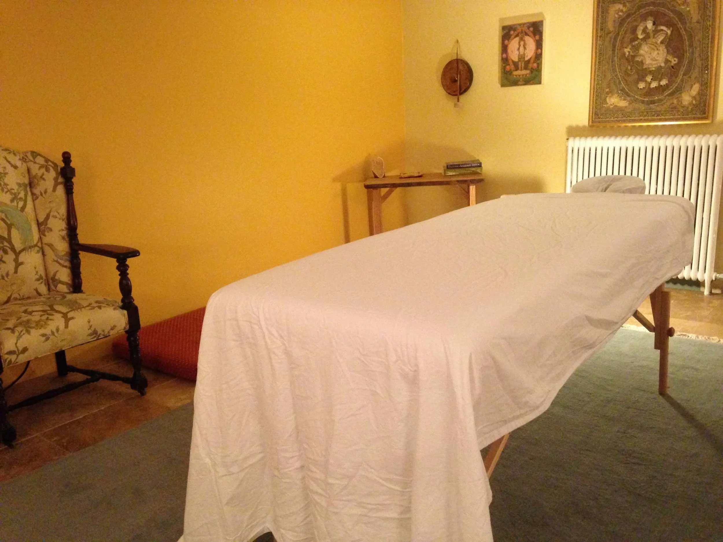 Monarch Massage Therapy DC's massage studio for Deep Tissue, Sports massage, Therapeutic massage, Prenatal massage, and swedish massage