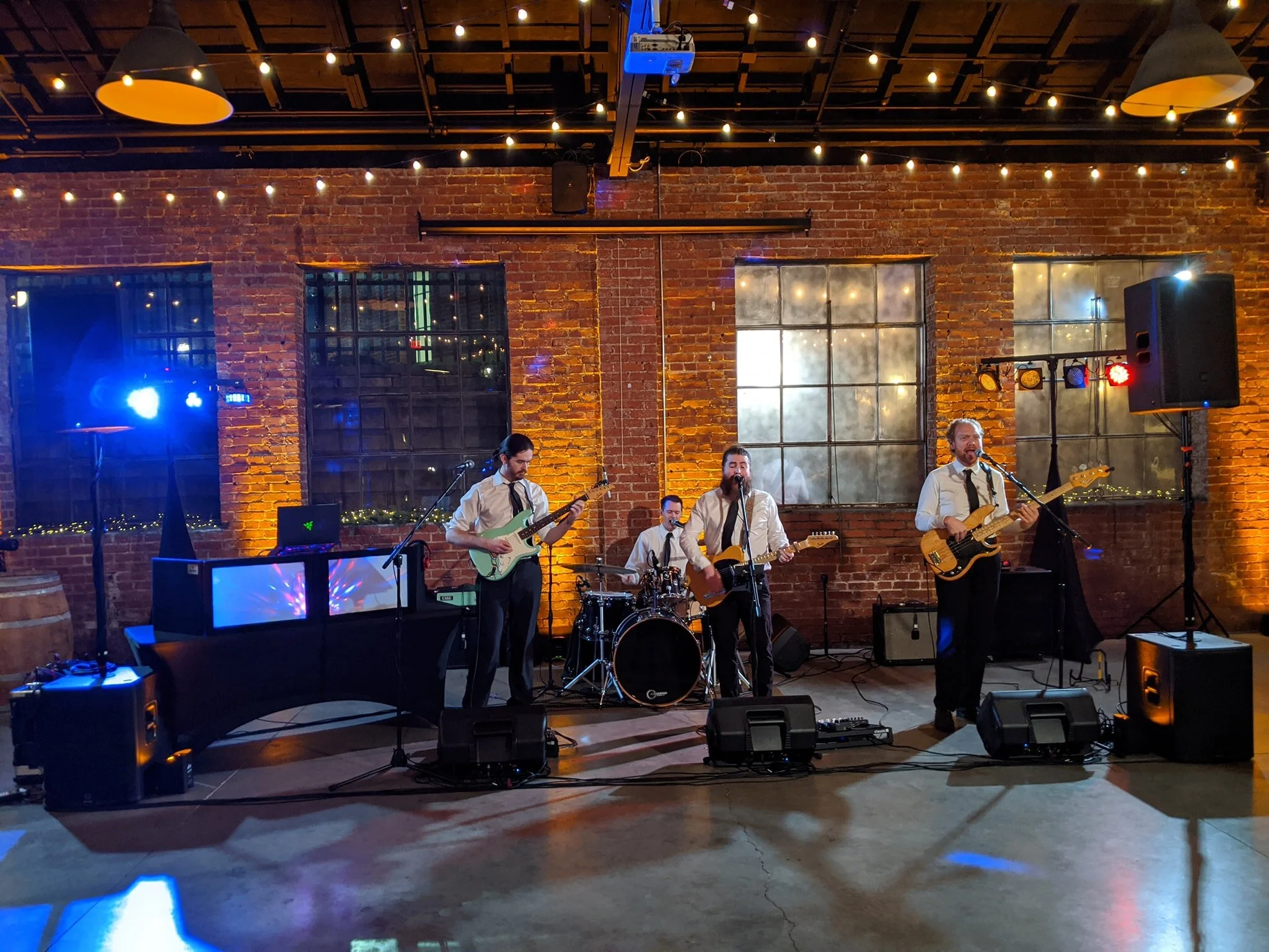 Wedding Band Dj For Frederick Md And Surrounding Areas Dan Mcguire Group Frederick Md Bands Djs Photo Booths Events Weddings Maryland Washington D C Virginia