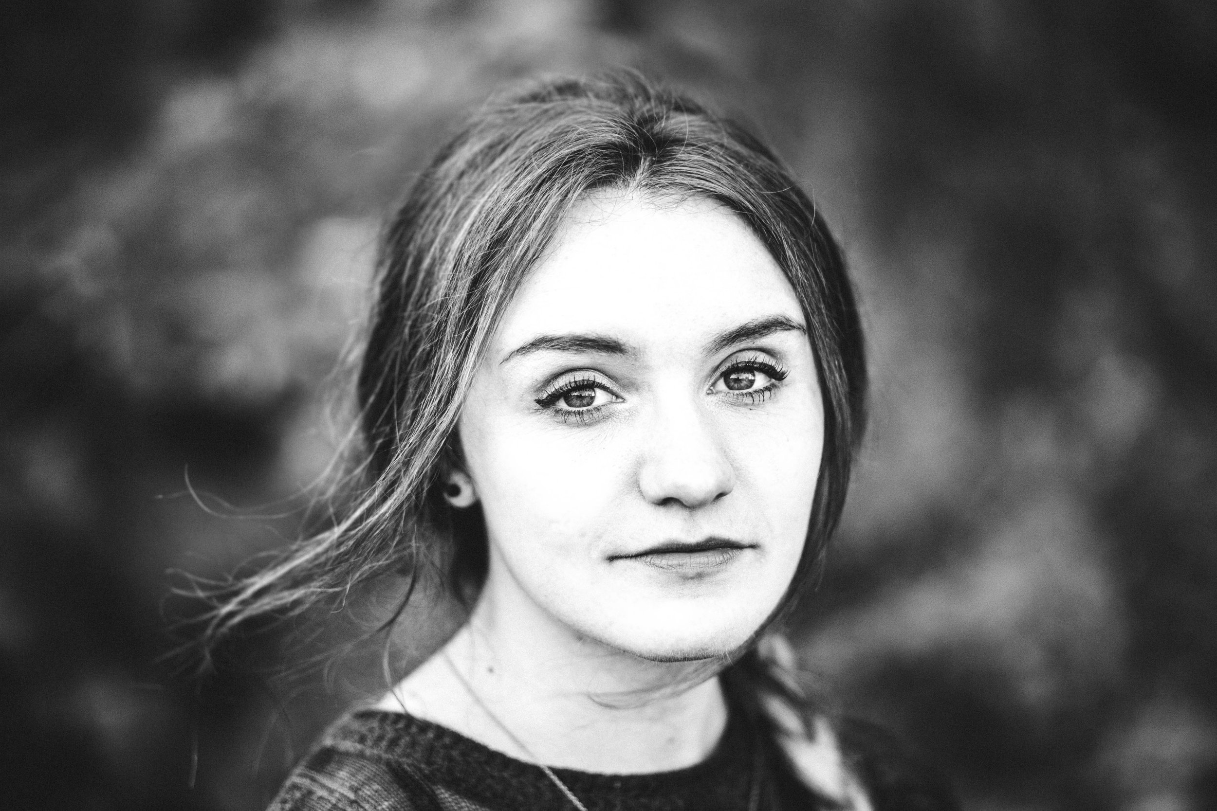 Lifestyle Portraits - Sabrina Leigh Studios - Northern Michgian Portrait Photographer 13.jpg