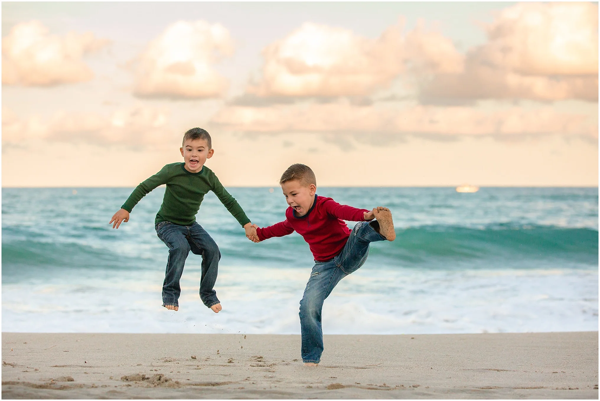 Jupiter Family Photographer: The P Family’s Juno Beach Mini Session