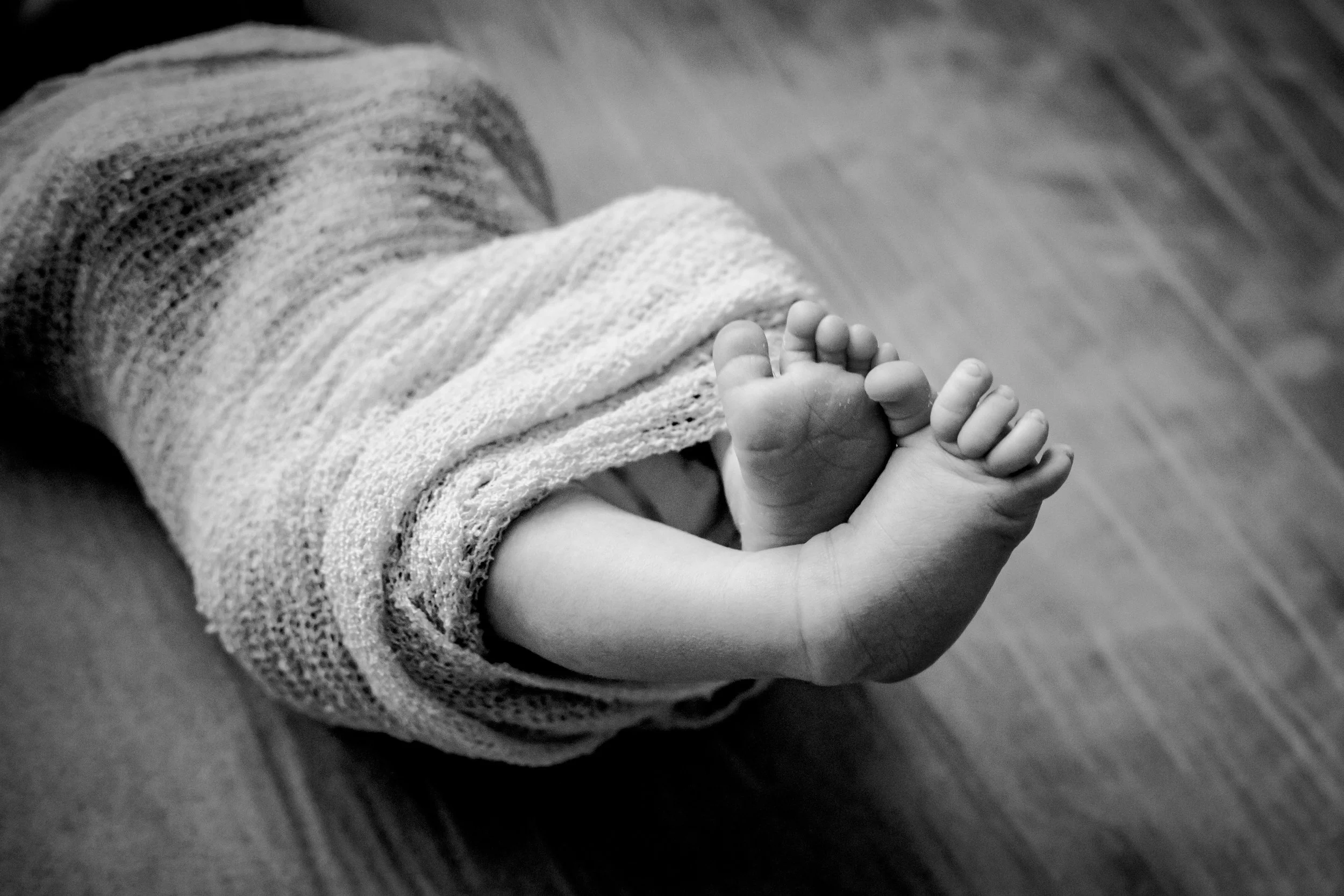 Jupiter Newborn Photographer: The L Family's In-Home Newborn Session