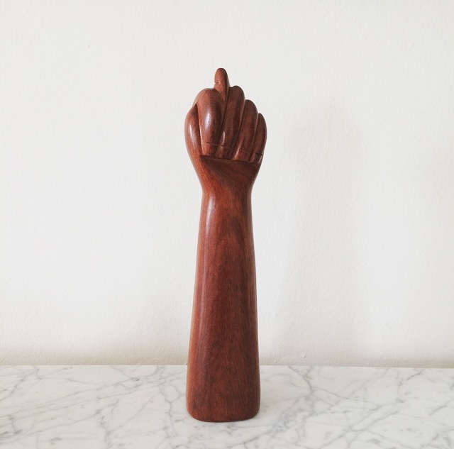 Brazillian Hand. 