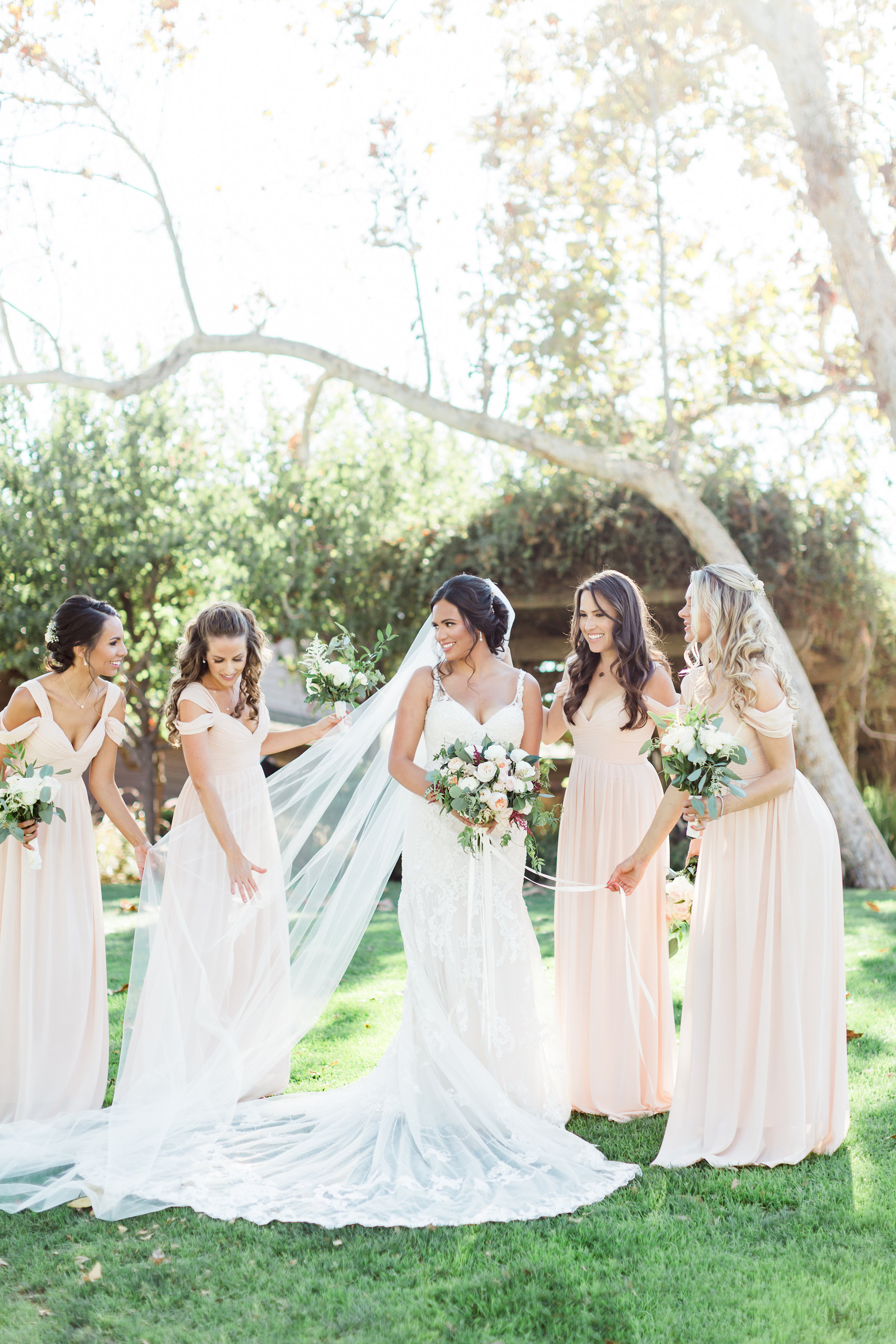 Pineandsea_FaraoneWedding_BridalParty-3.jpg