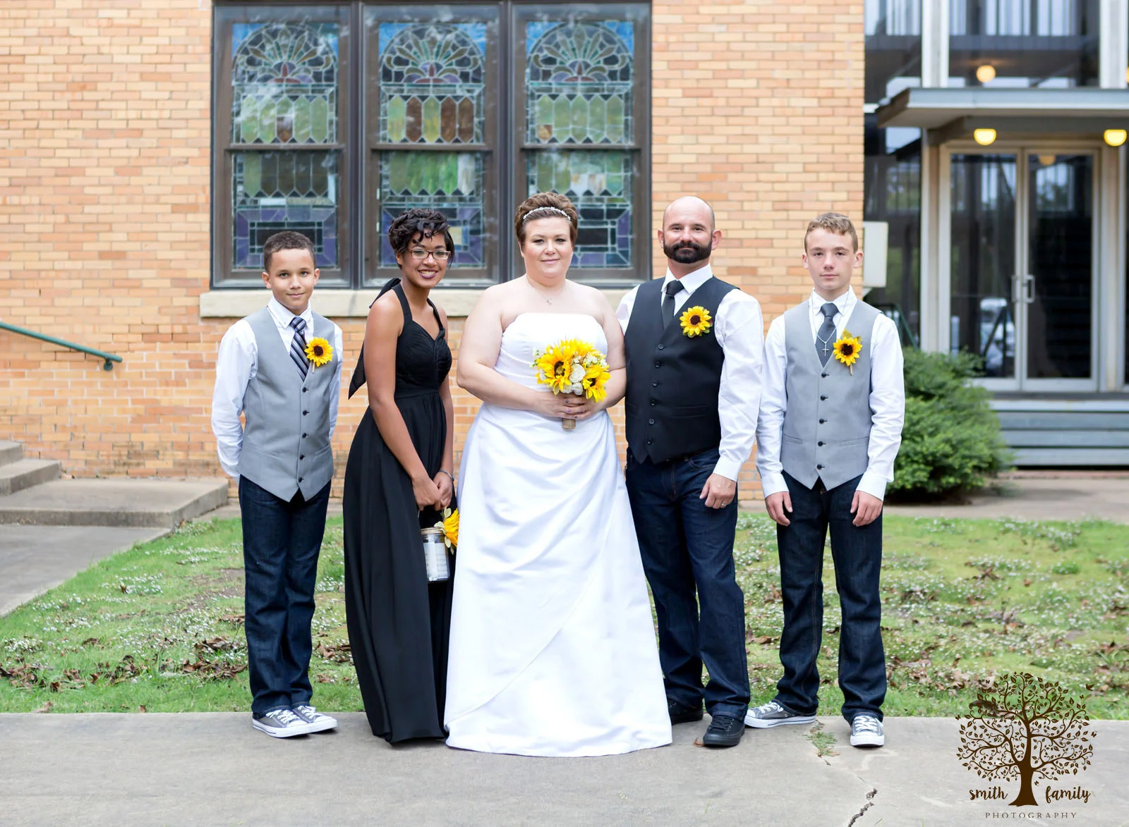 5 Ways to Blend Families With Children at Weddings