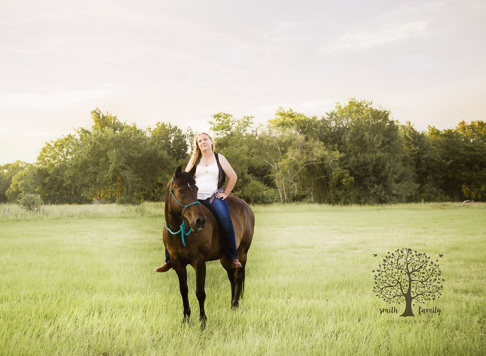 Dear Senior, Be Photographed!