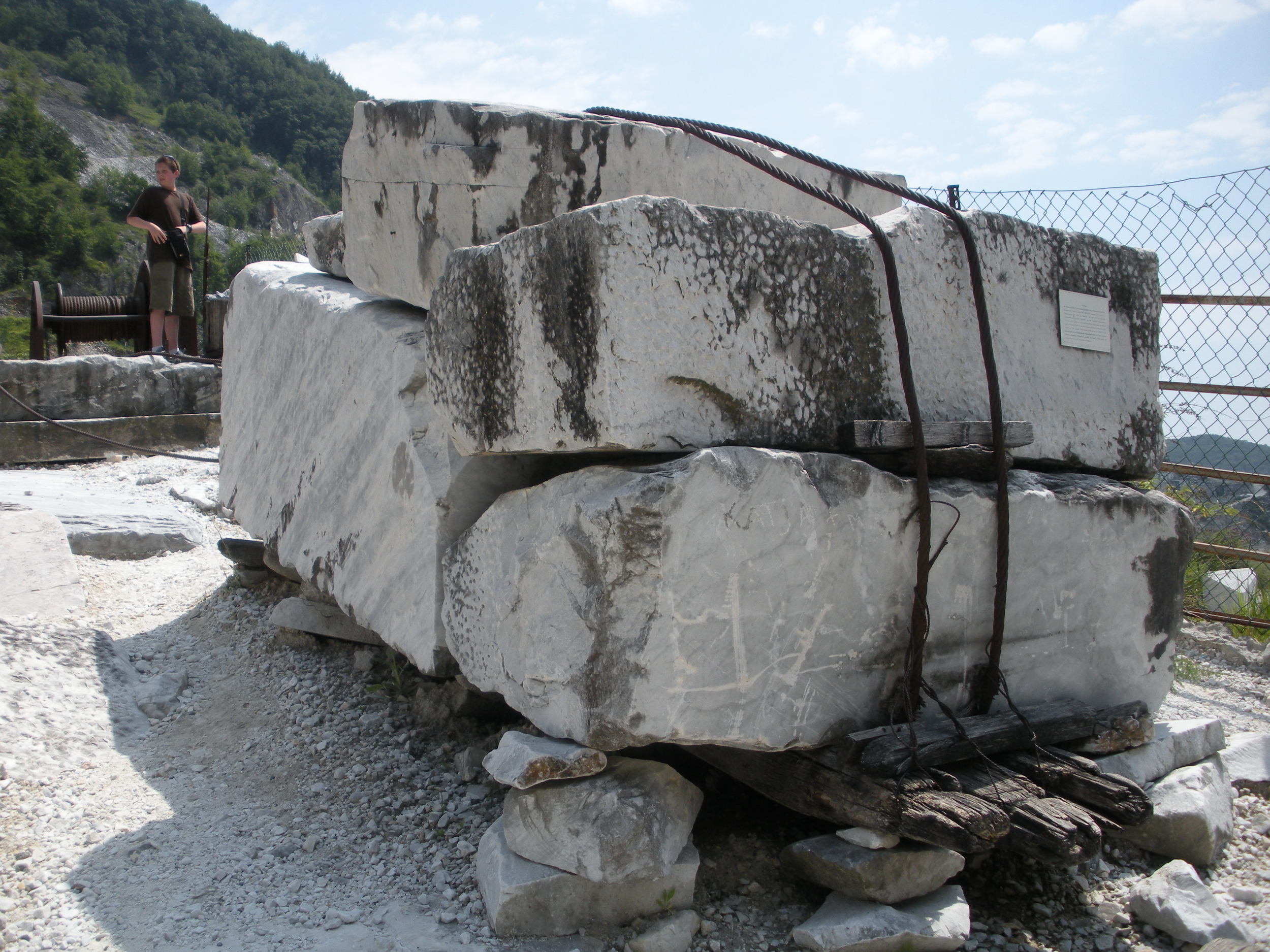 Massa Carrara marble ready for sculpting 