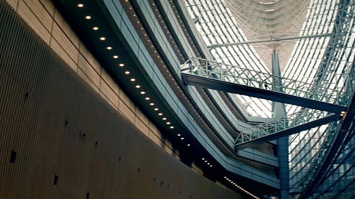 UBS 'Everywhere' - Director: Stuart Douglas 