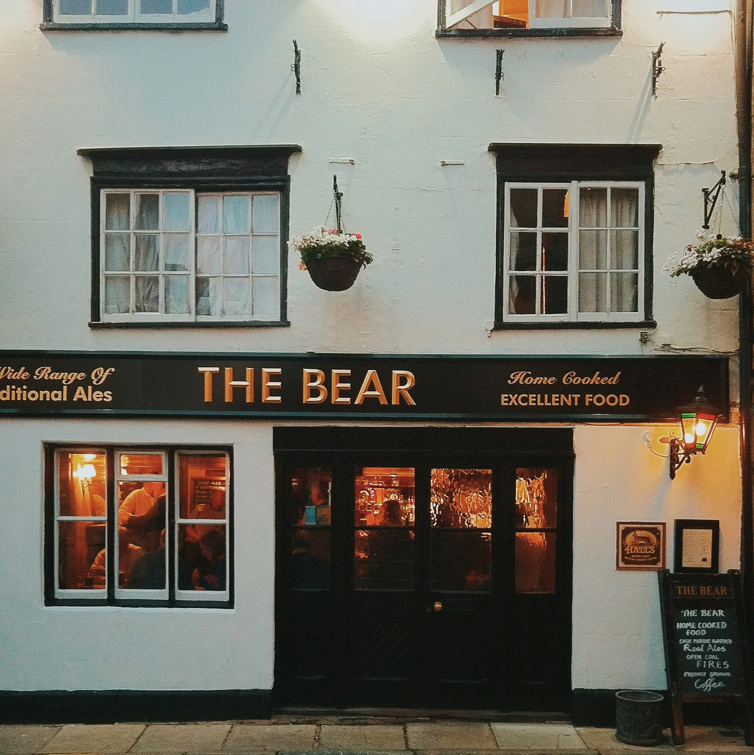 thebearinn.jpg