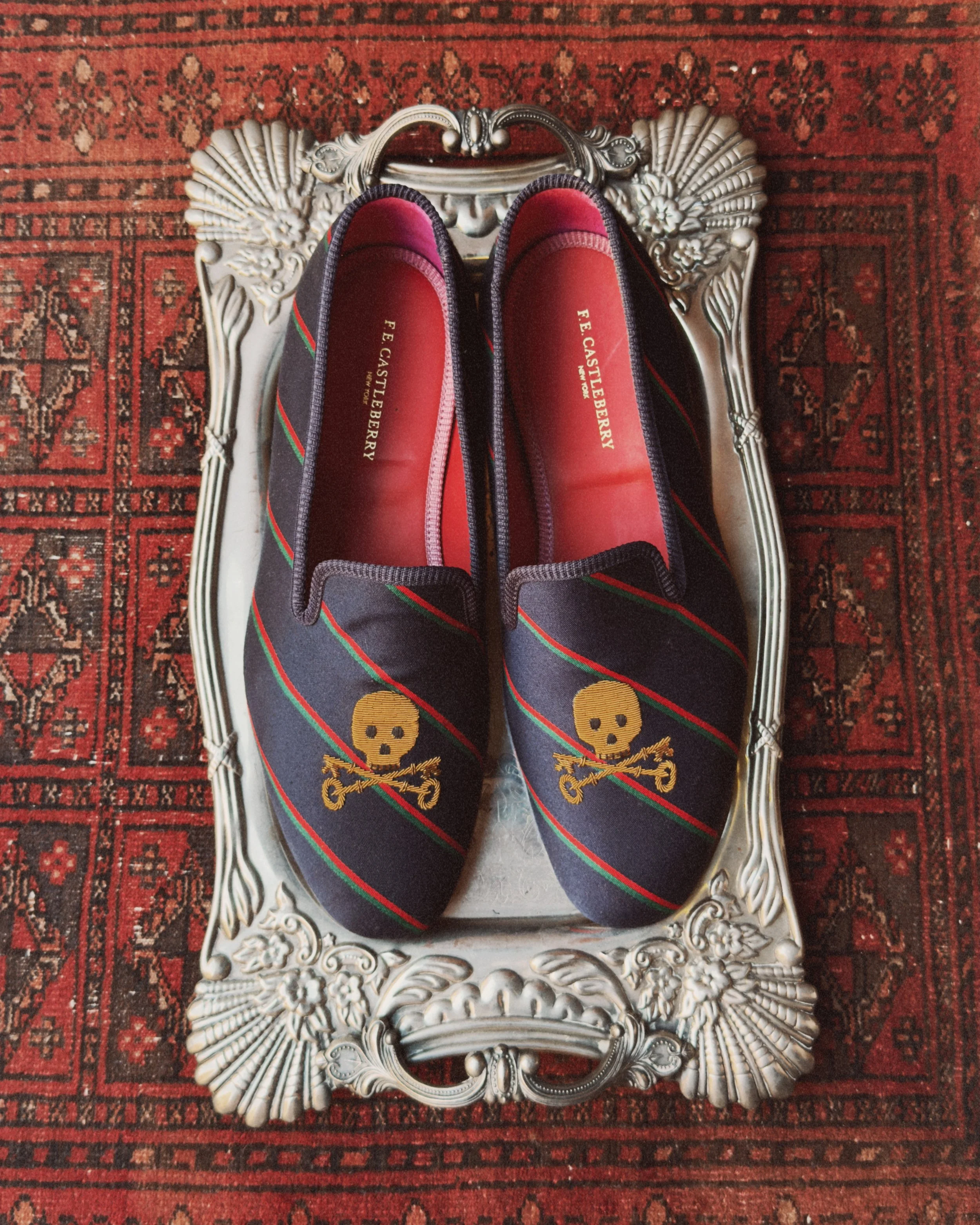 skull-crossed-keys-honor-society-navy-stripe-slipper-mens-06.jpg