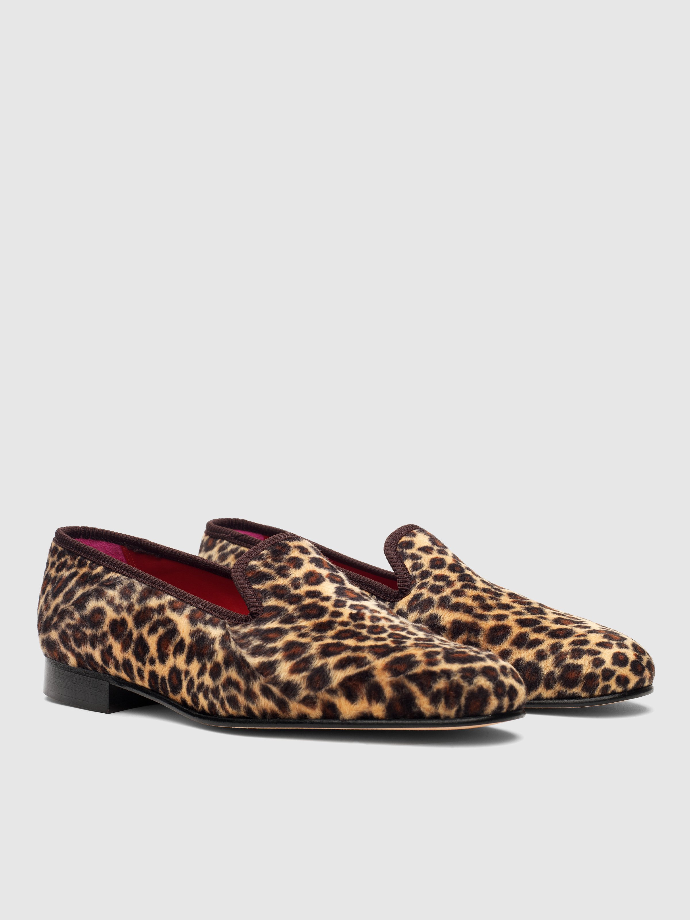 leopard-velvet-smoking-slipper-02.jpg