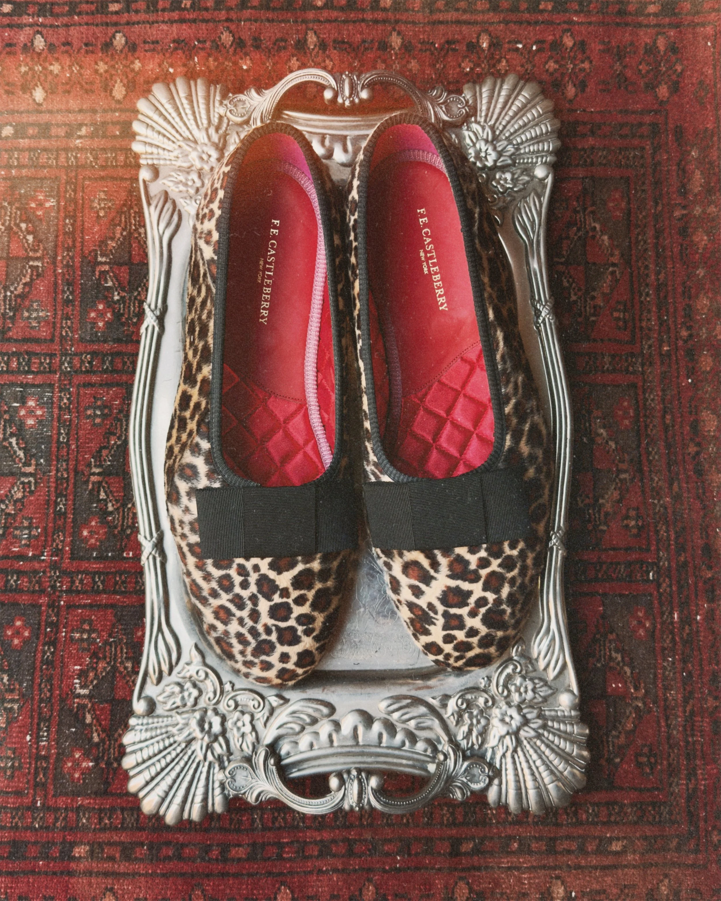 opera-pump-leopard-velvet-06.jpg