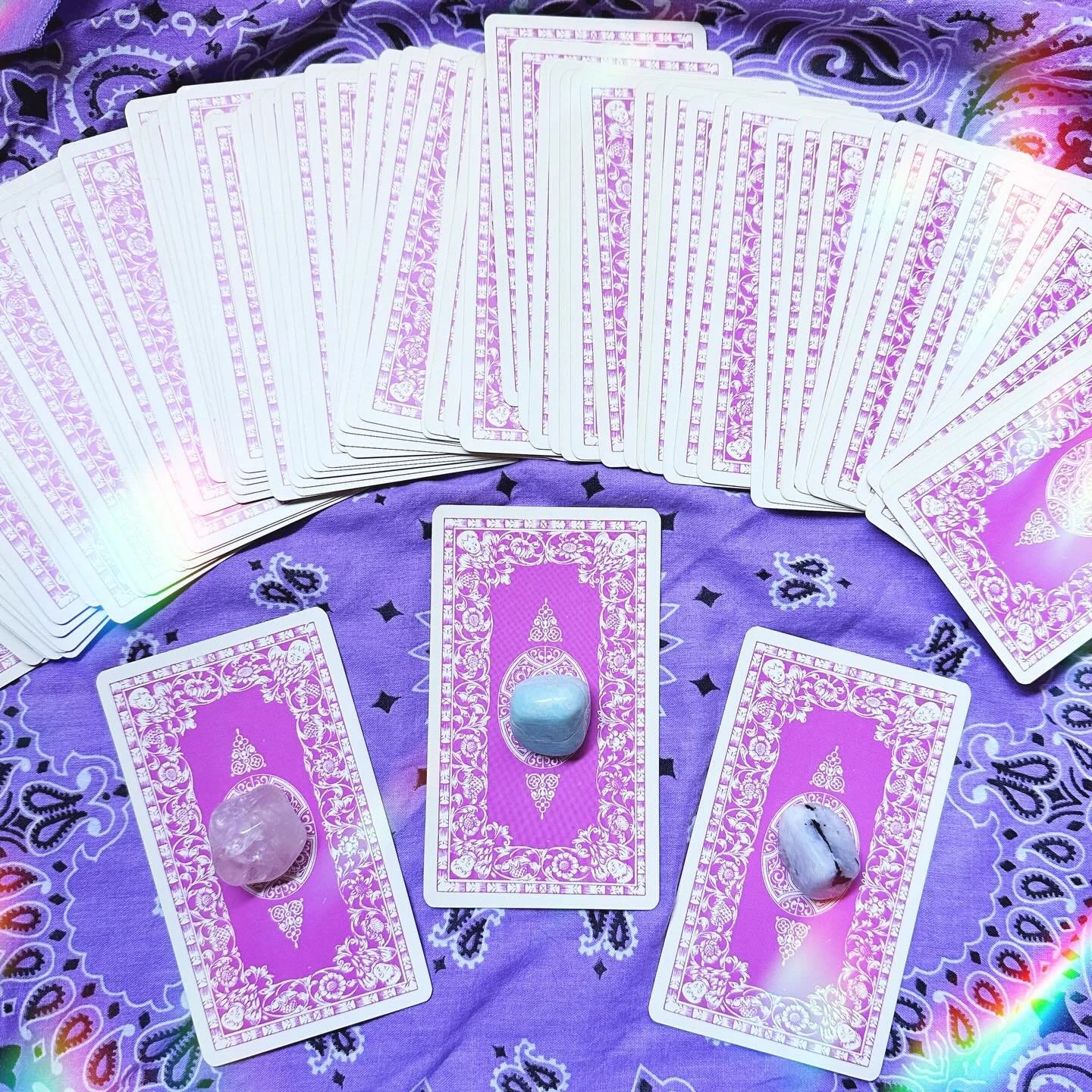 🔮💖PICK A CARD!💖🔮

Pick a card from the Your First Tarot for your week ahead!

🙏 Take a deep breath and centre yourself
👉 From left to right, choose1, 2 or 3, or the mystery card along the top
💖 Check back later today to get your guidance!

I h