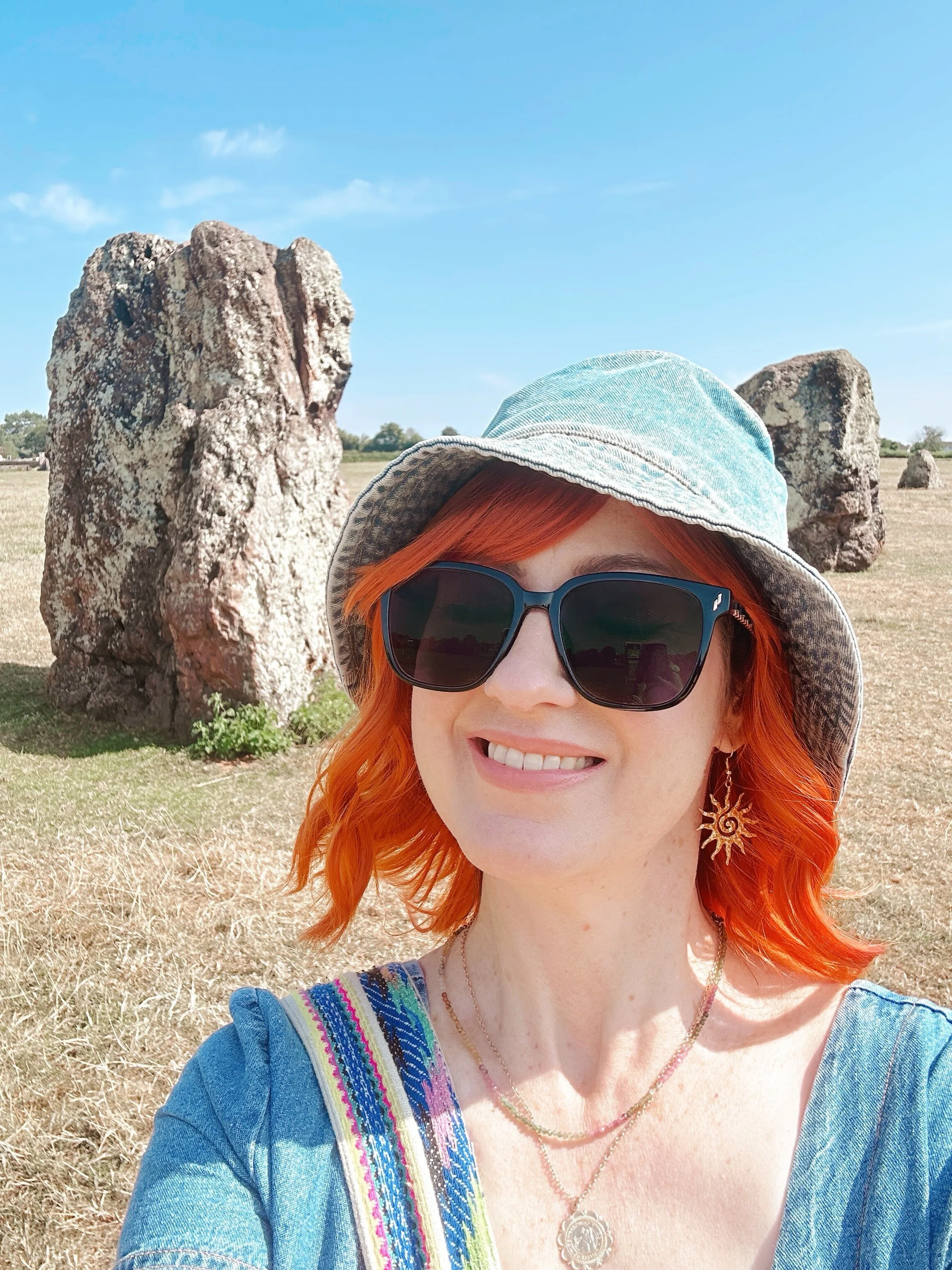 Finally getting around to posting pics from the most magical day out ever. Sitting in stone circles with fellow witches is such an honour and a blessing. 🥰🥰🥰💖💖💖

Also I was on top of the world to see Tarot Card Companion stocked in the Henge Sh