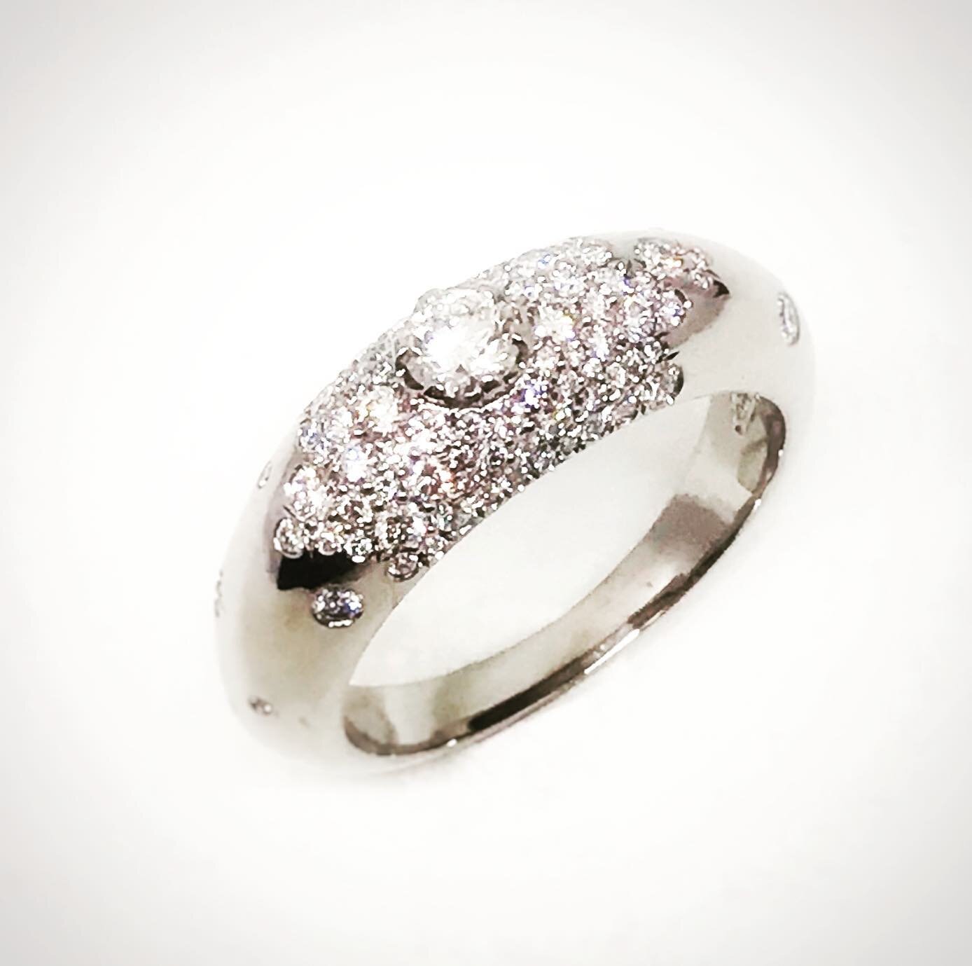 Bague flocon 💍attention &ccedil;a brille 🤩😎or blanc et diamants  #ring #jewelry #bijoux #diamond #diamondring