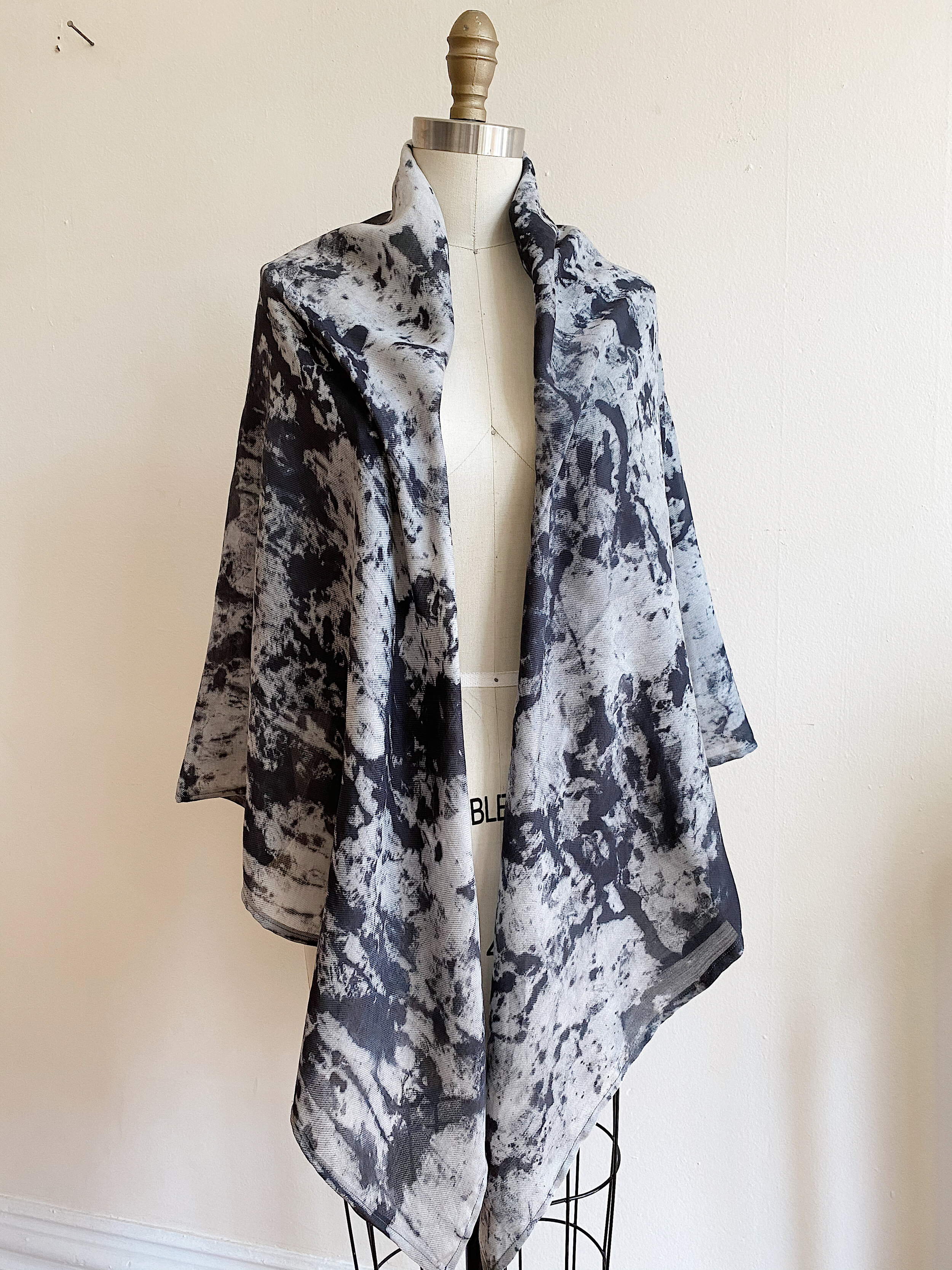 B2342AE9-18C2-46F4-BFBE-EE1FA7232ABA