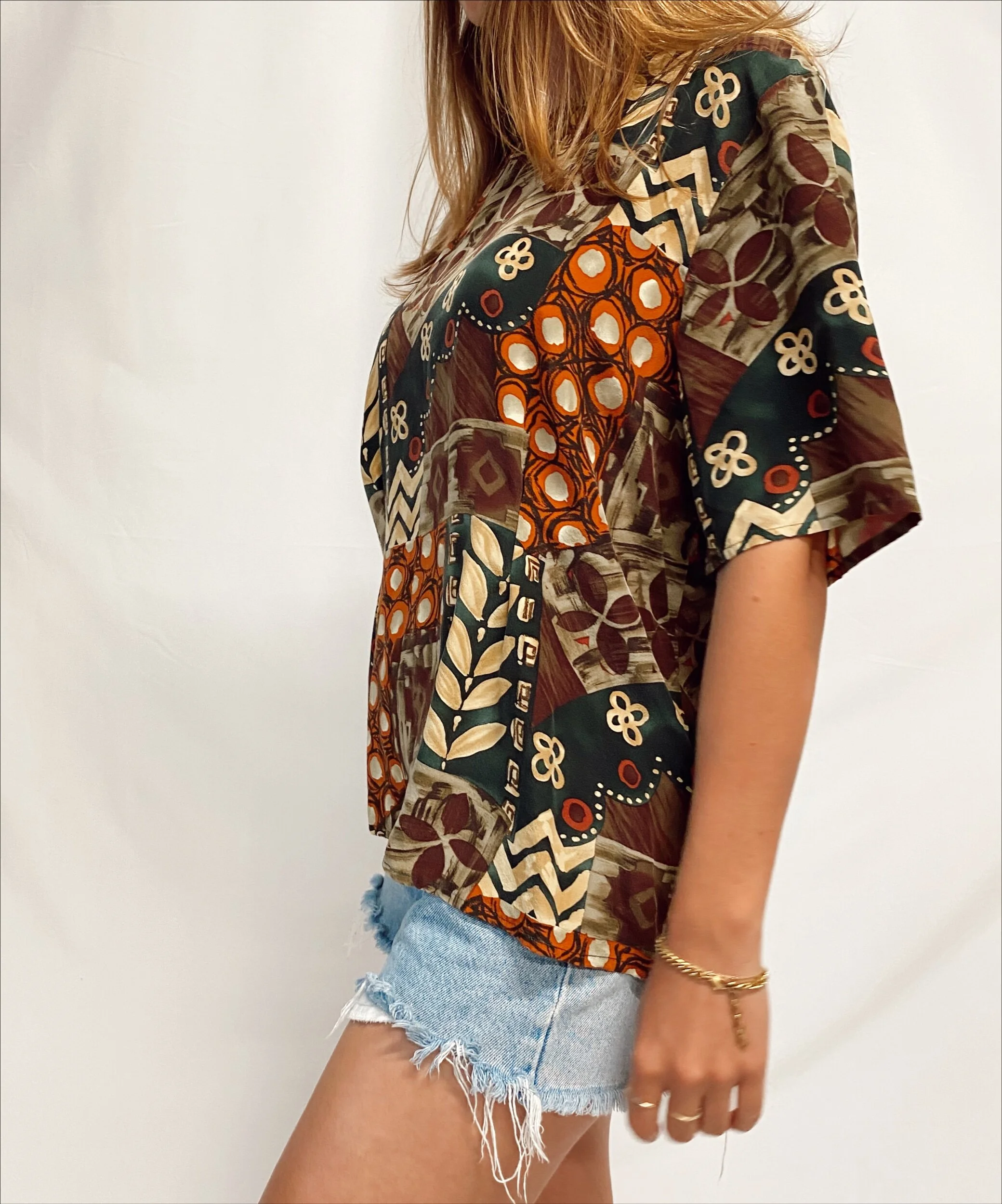 9DF7A016-9FC4-4009-82A6-AC18D9BC5BDB