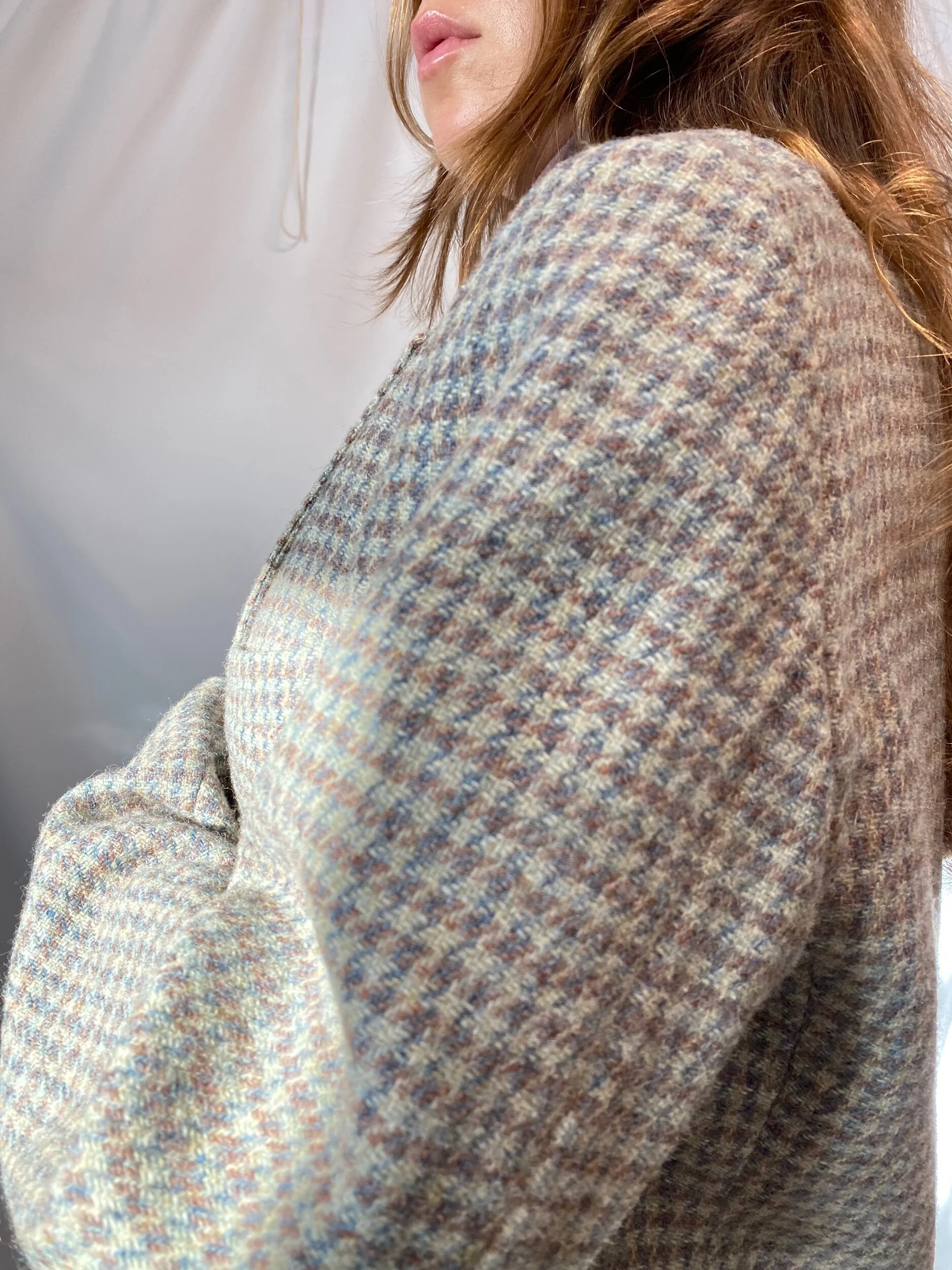 EEEE032F-01C4-47AA-A6FD-BBA2DF2FB10E