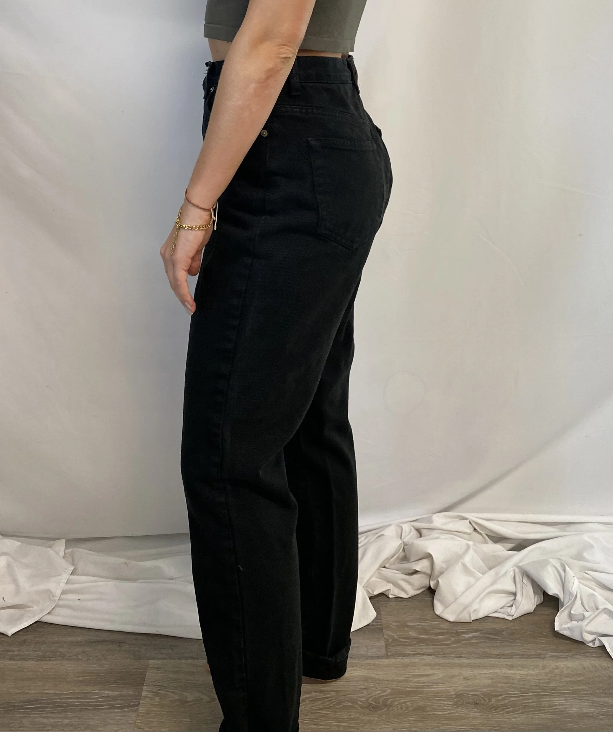 B51D51E8-E002-4C67-80D0-19645B7752AC