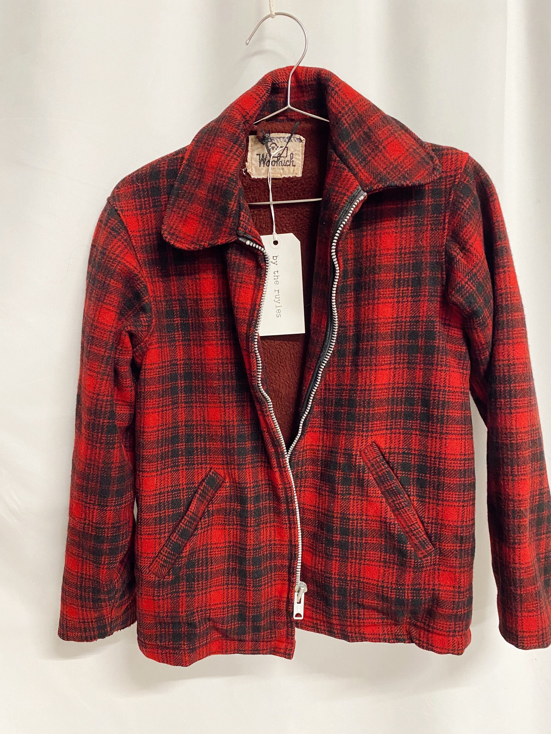 F7F741A2-5102-4E0A-844A-865BD809EC29