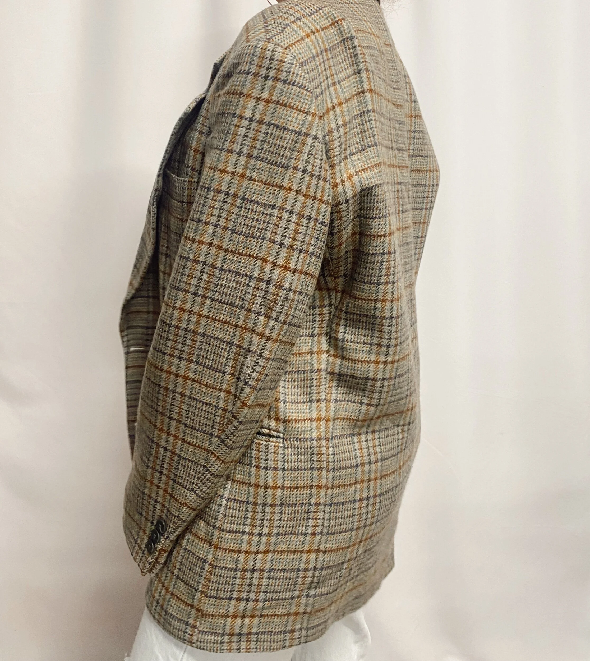 7E35C3BA-673C-4F13-9815-042D9DFA3A6A