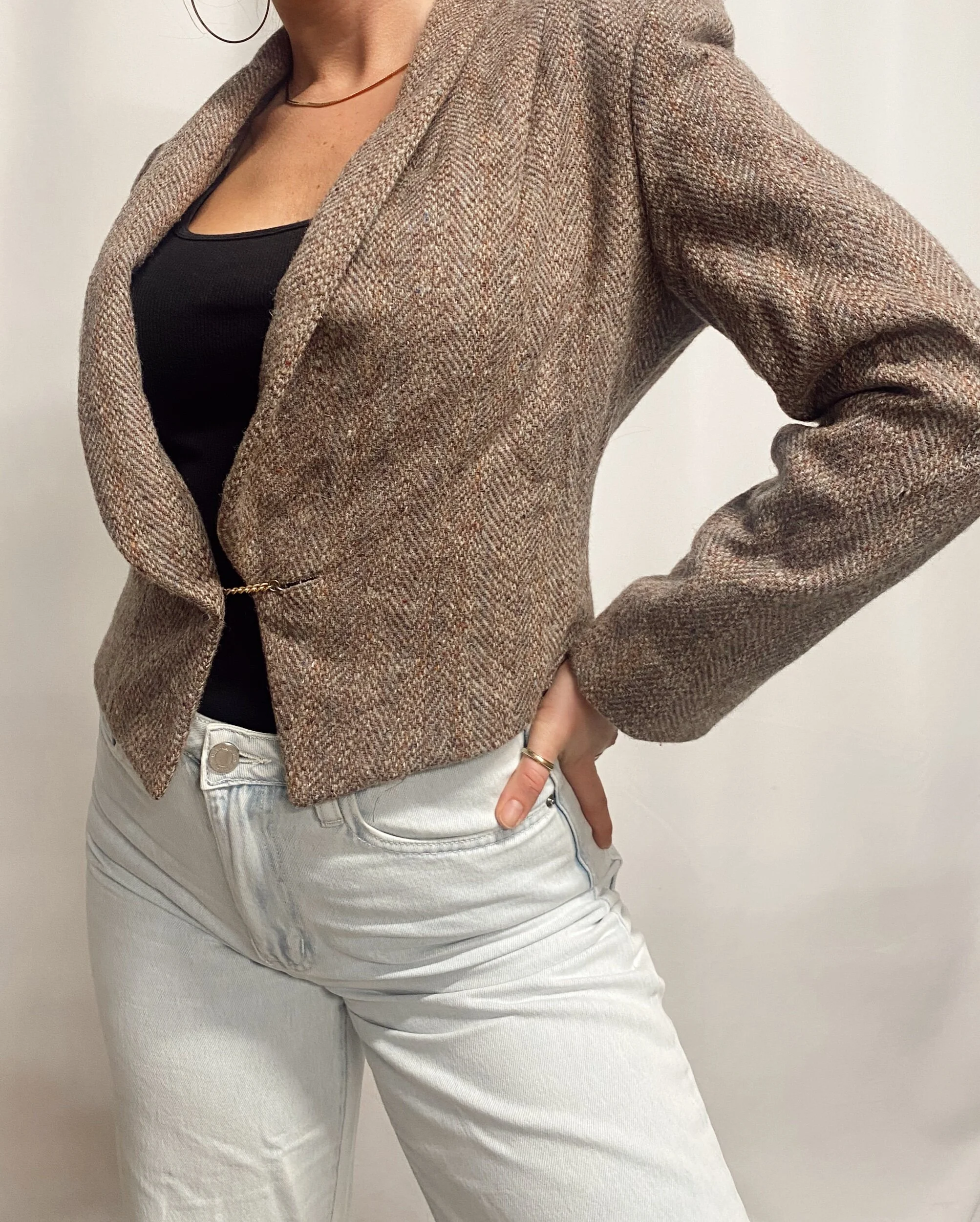 059B5B57-37C3-4C01-887F-05D6B6615288