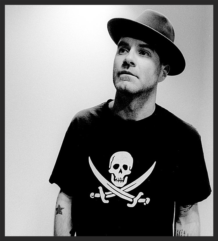 James Lavelle of UNKLE remixed False Flags for its EP release. The UNKLE dub remix only appears on the promo CD.