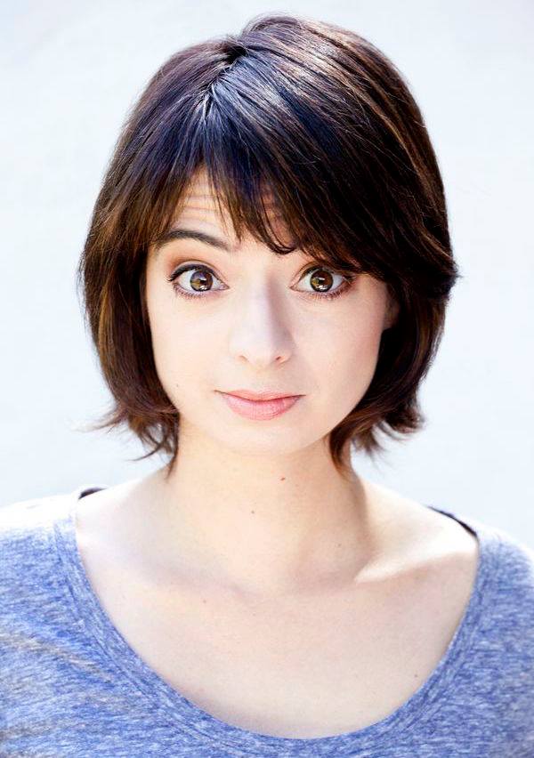 Asien oversættelse salon INTERVIEW: Bushkill Township's Kate Micucci says 'Don't Think Twice' role  hit close to home — Dustin Schoof