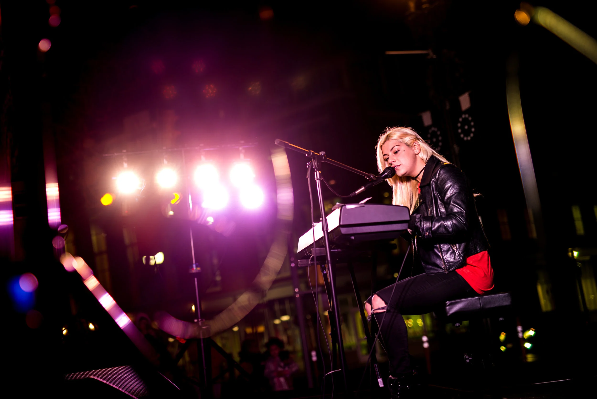 Singer Jax performs Monday, Dec. 12, in Easton's Centre Square. (Adam Atkinson Photo)