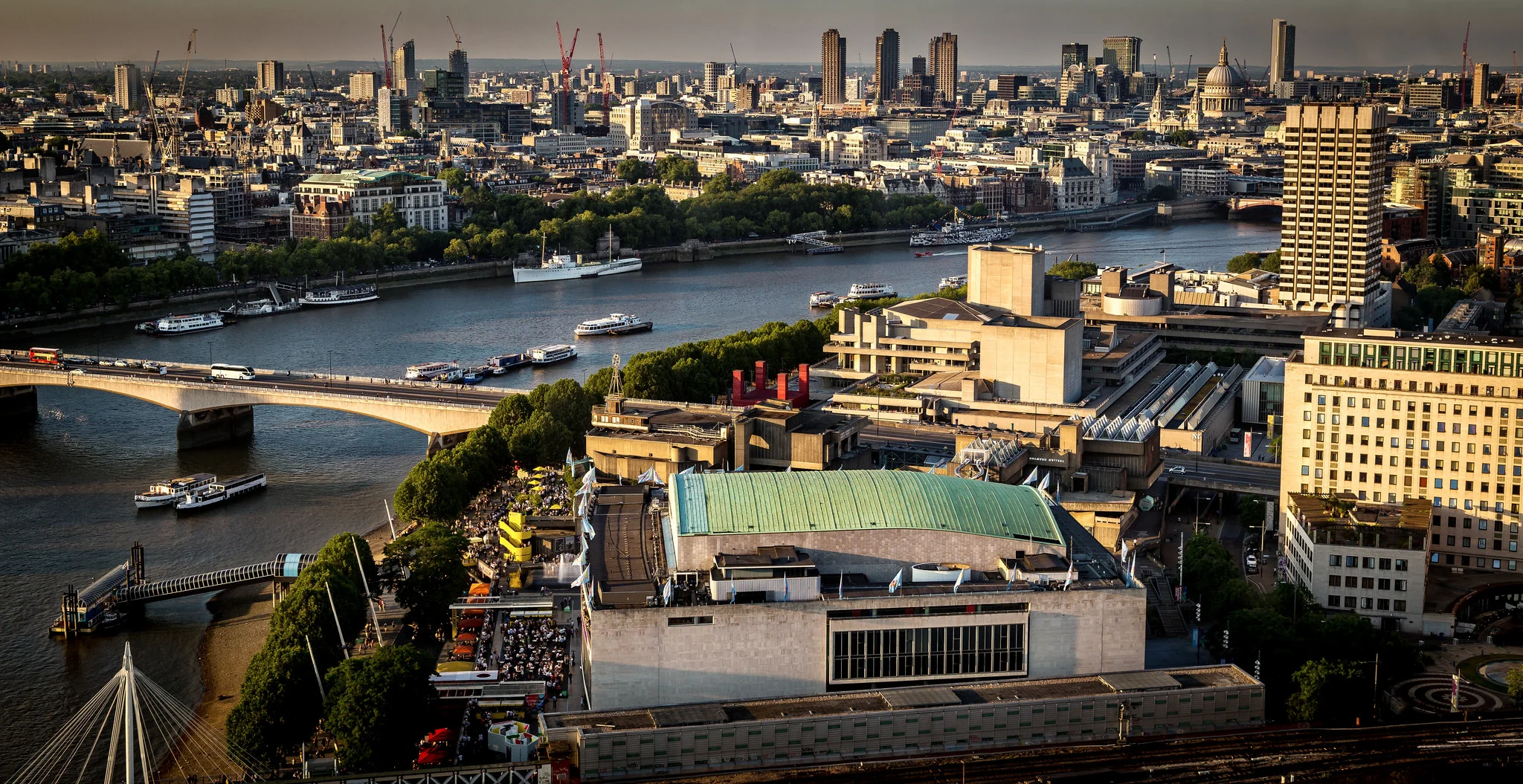 " London Cityscape " by Davide D'Amico licensed under CC BY 2.0.