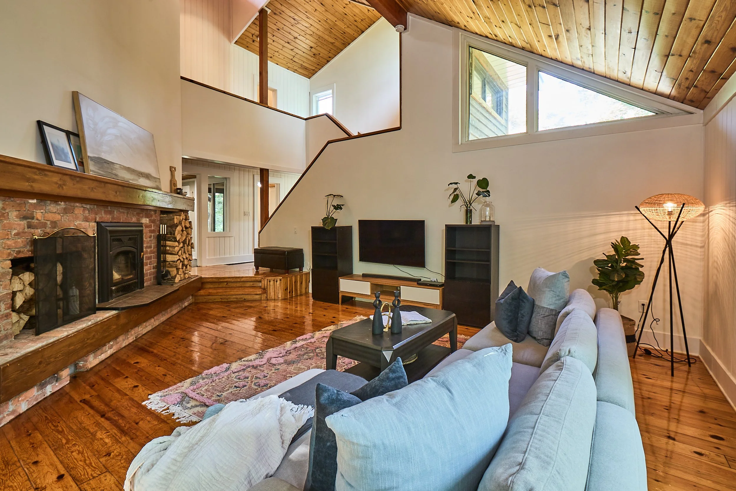 869 N Mary Lk Rd-014-08-25.jpg