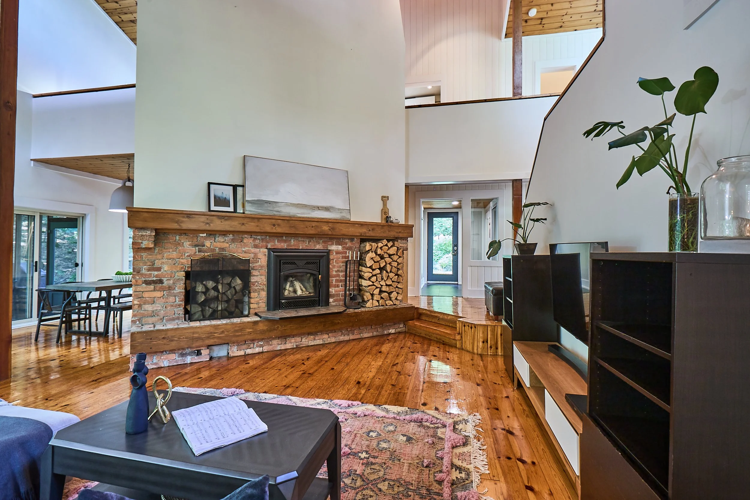 869 N Mary Lk Rd-015-08-25.jpg