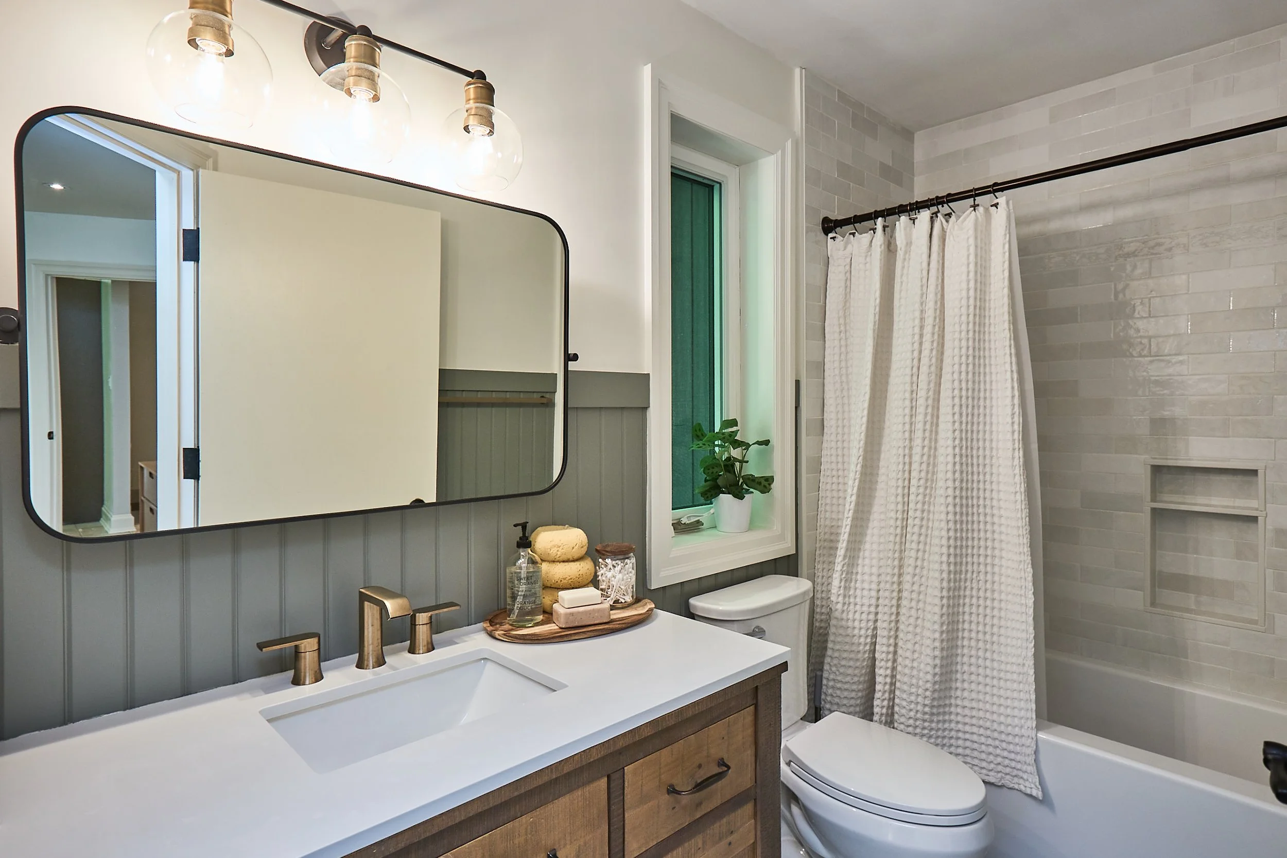 440Chubb Lk-091-07-24.jpg