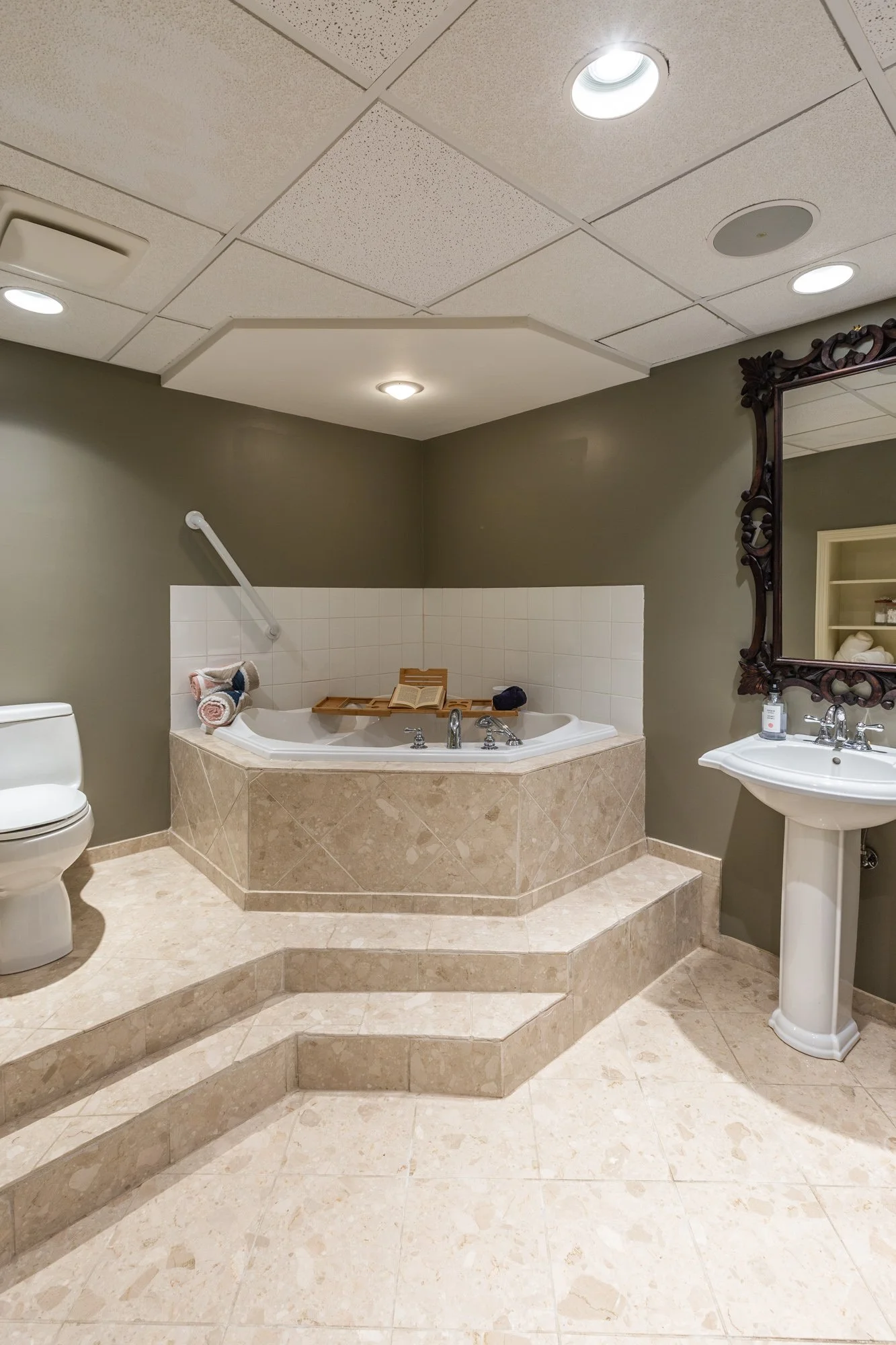 312 Swallowdale-6870.jpg