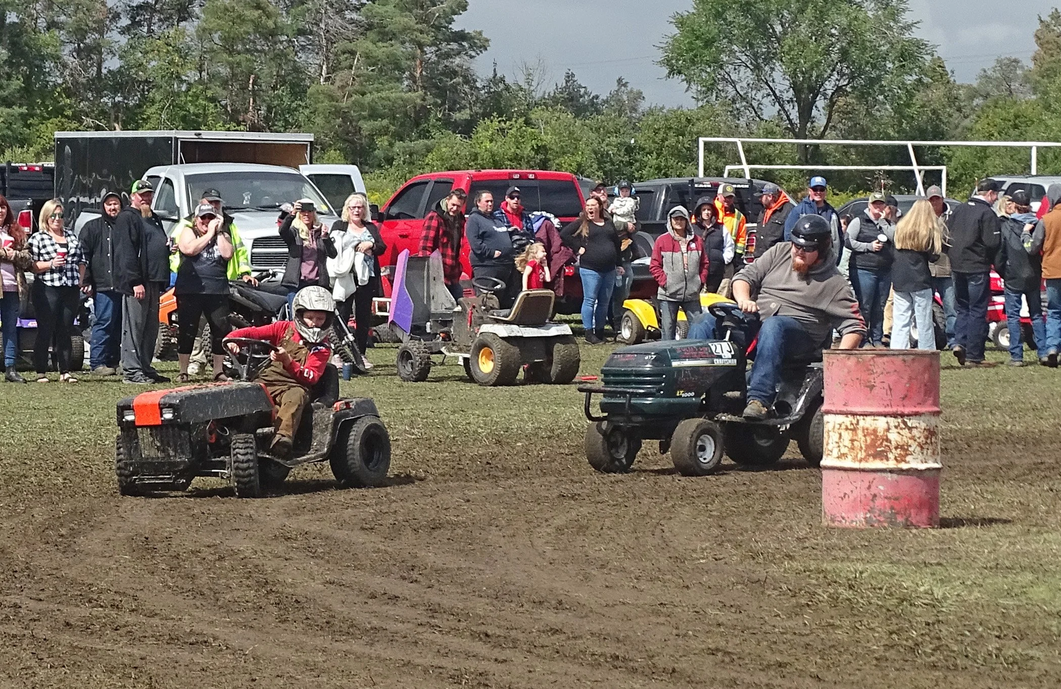Lawn mower races.jpg