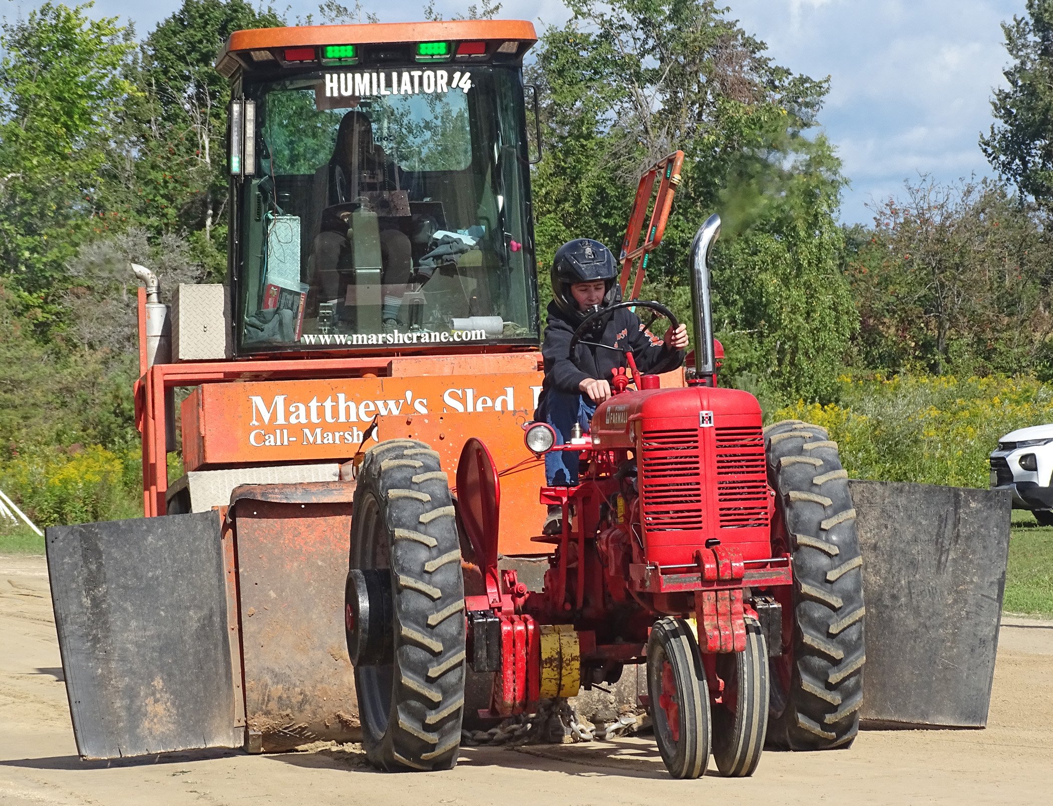 Tractor Pull.jpg