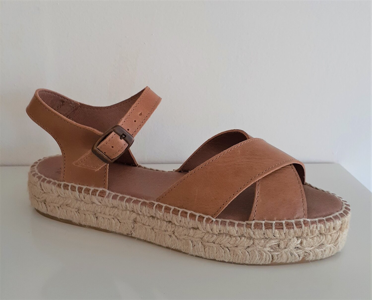 POLKA Flat Camel Leather Espadrilles — Cruz'n Shoes by Menorquinas USA